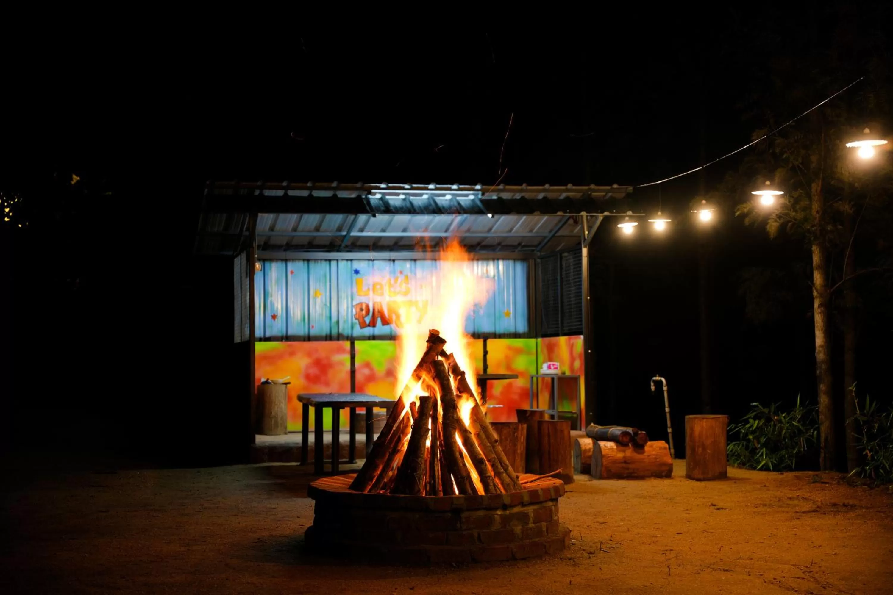 Evening entertainment in Misty Range Resorts