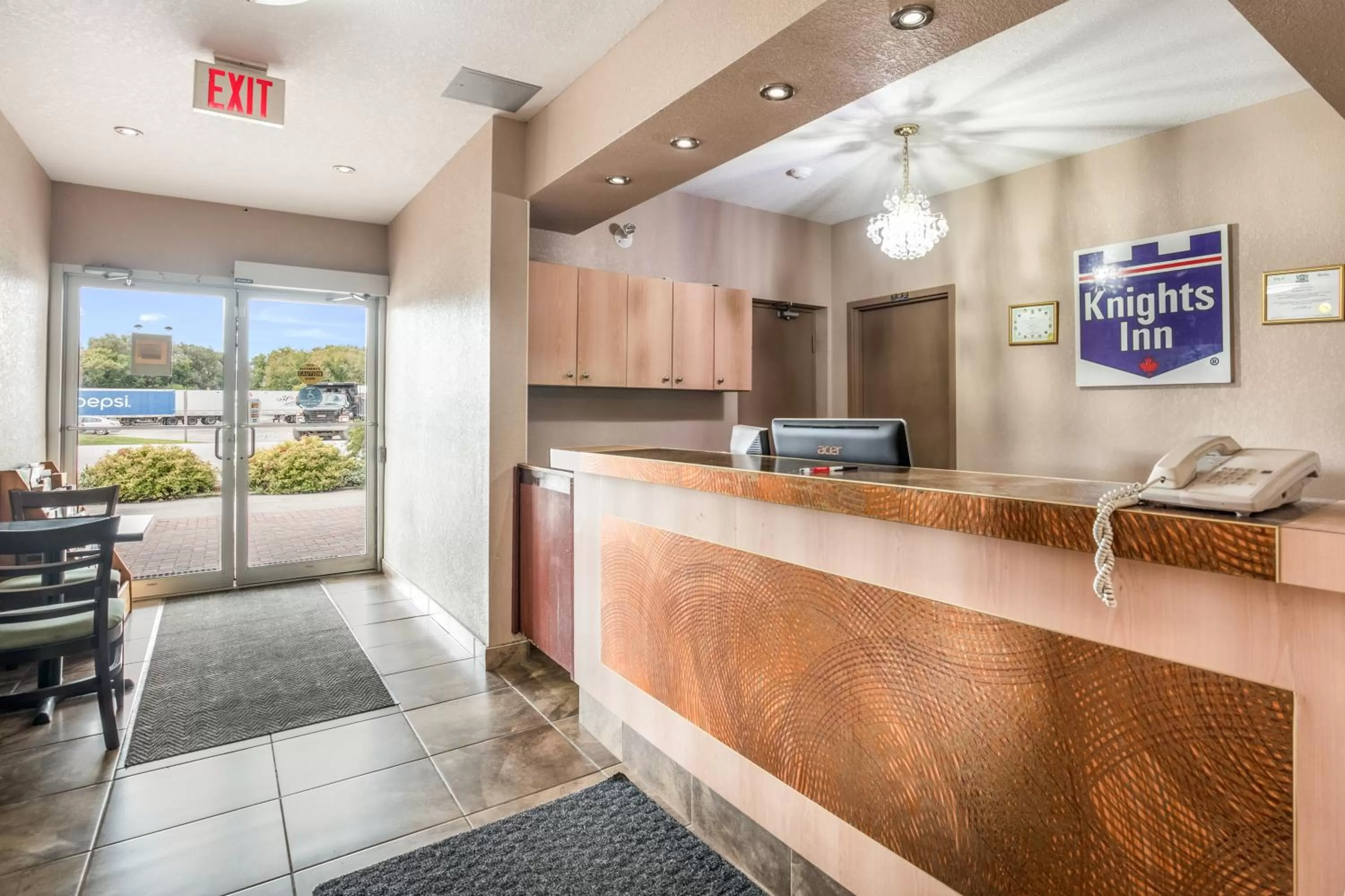 Lobby or reception in Knights Inn Orillia