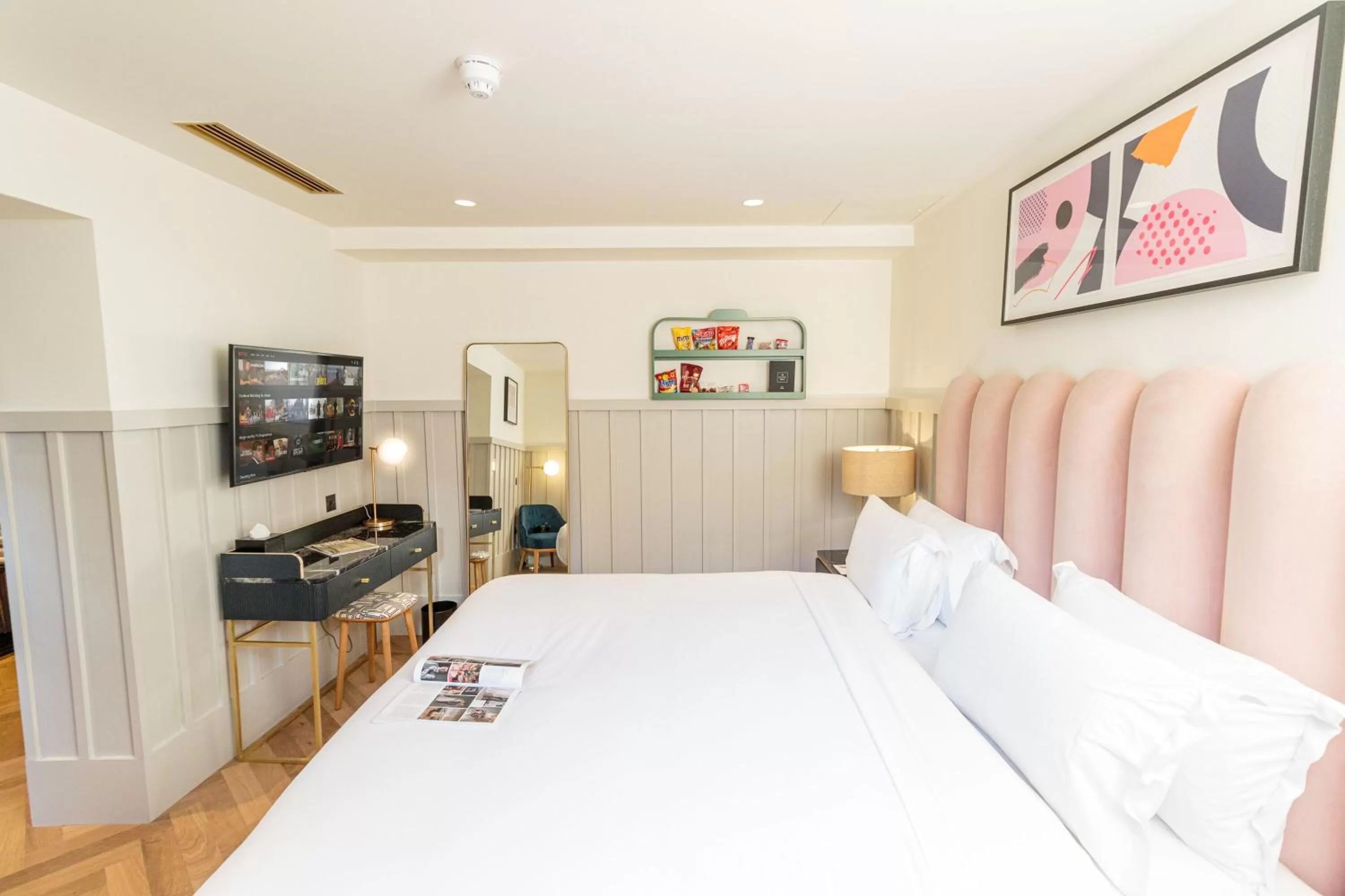 Photo of the whole room in The Clarence