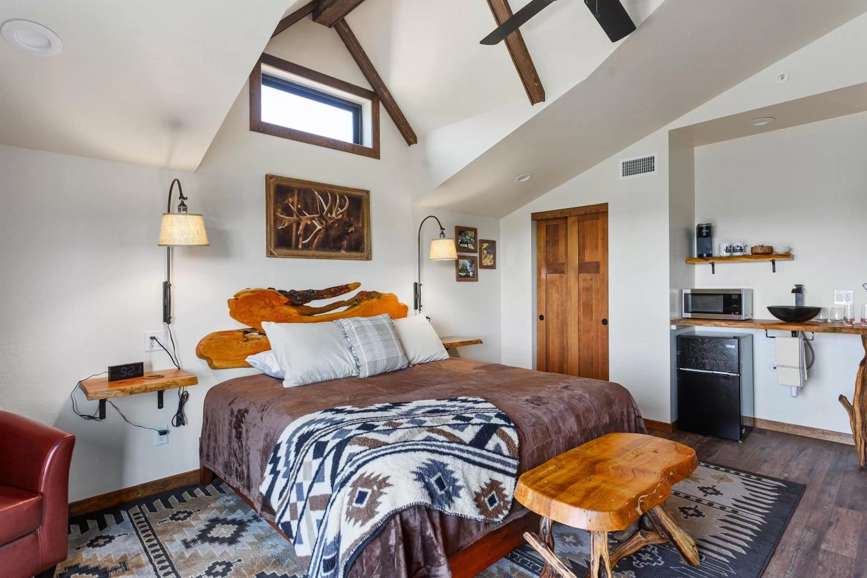 Bedroom, Bed in Lodge at 5600