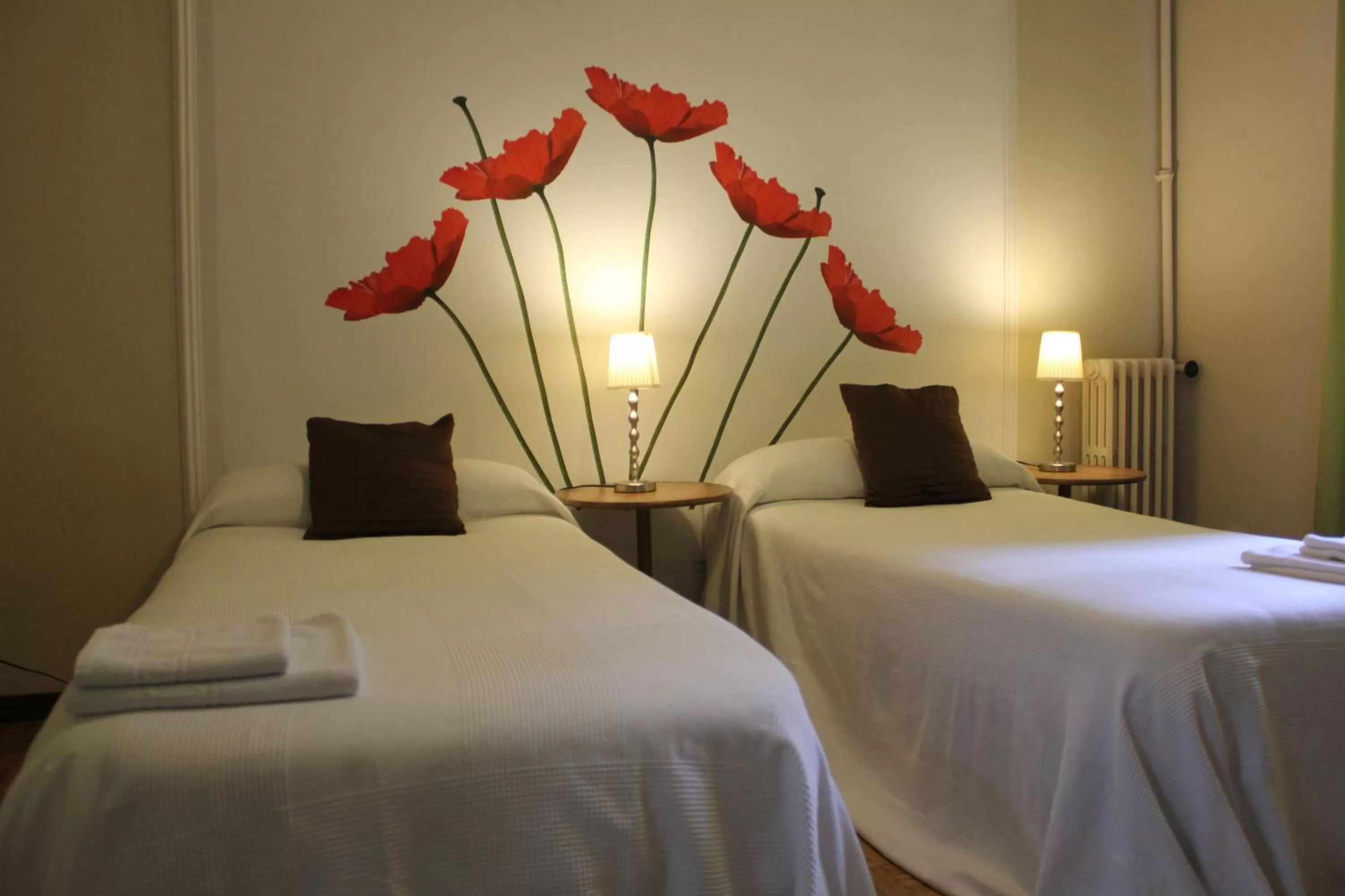 Bed in Ally's Bed&Breakfast,