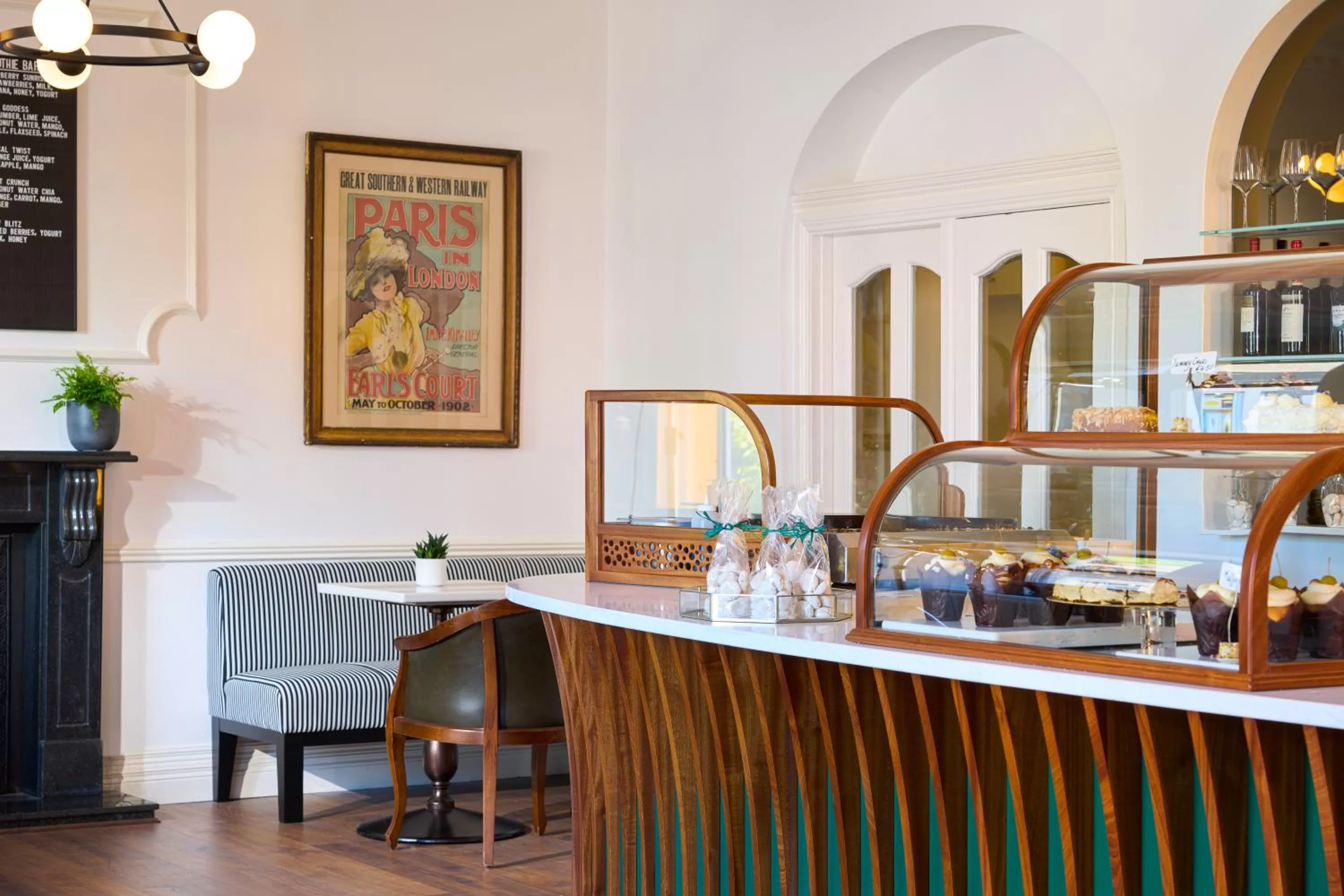 Restaurant/places to eat in The Lansdowne Kenmare