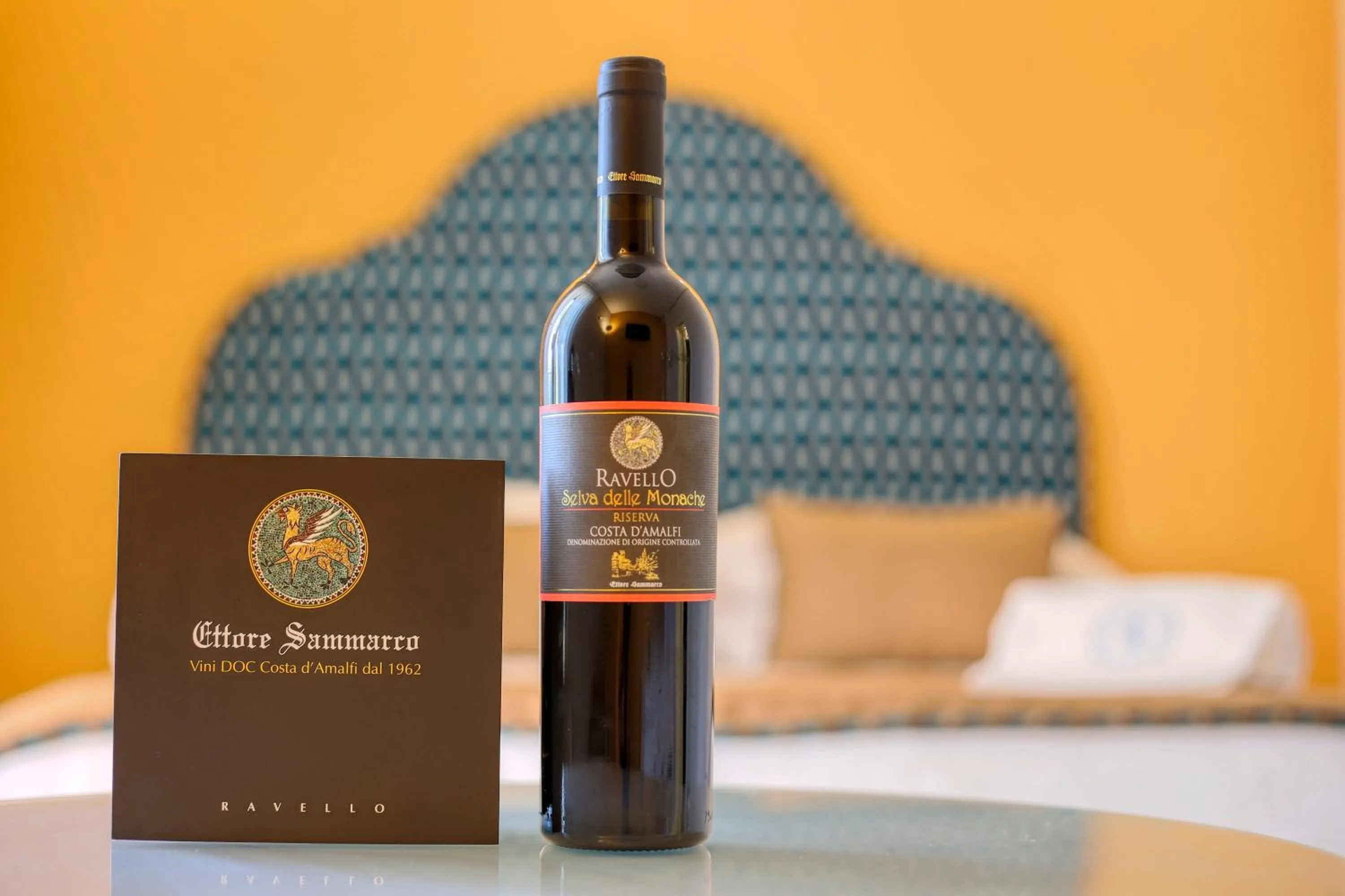 Decorative detail, Bed in Palazzo Confalone