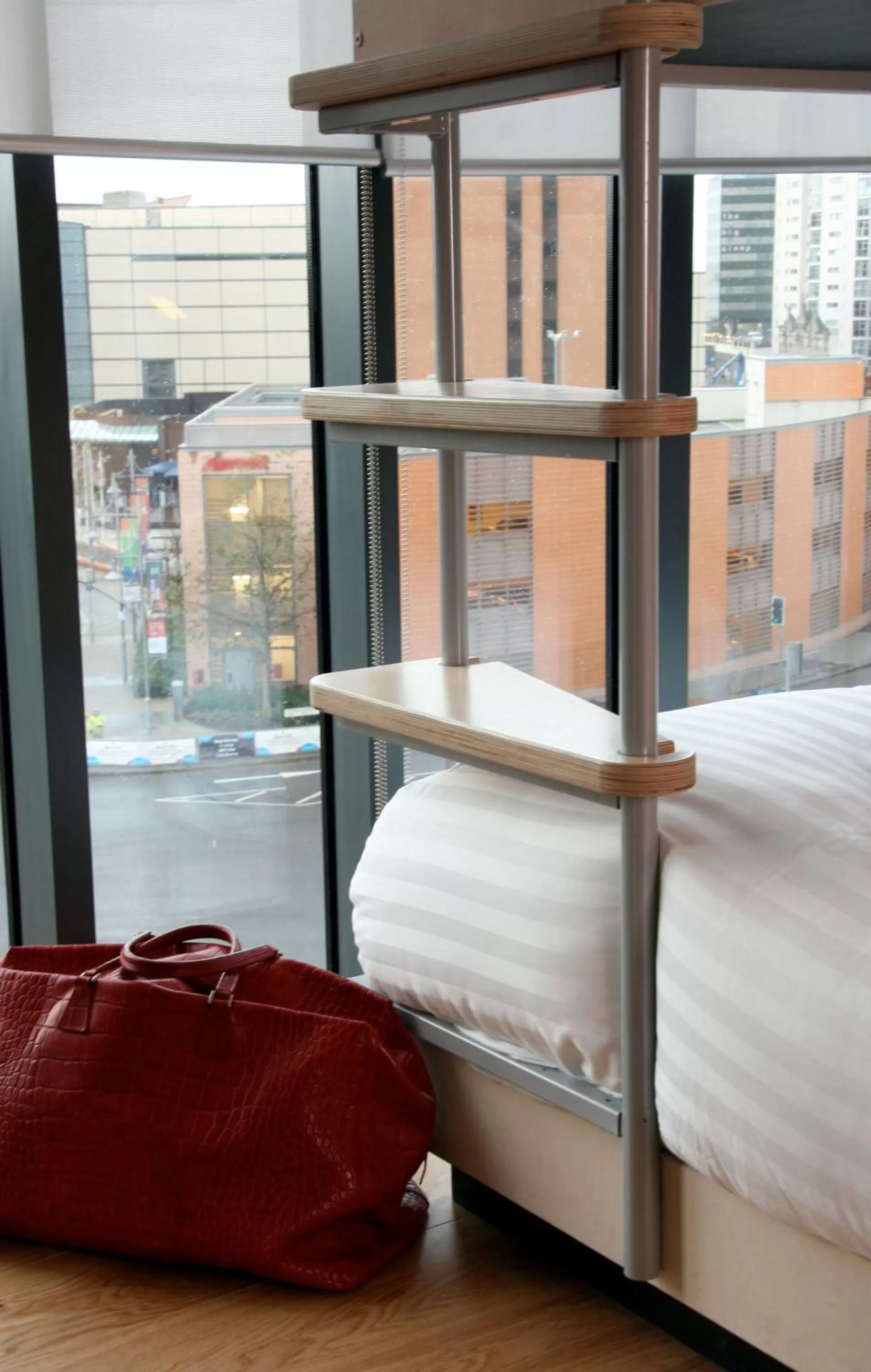 Twin Room with Bunk Beds in Four Points Flex by Sheraton Cardiff