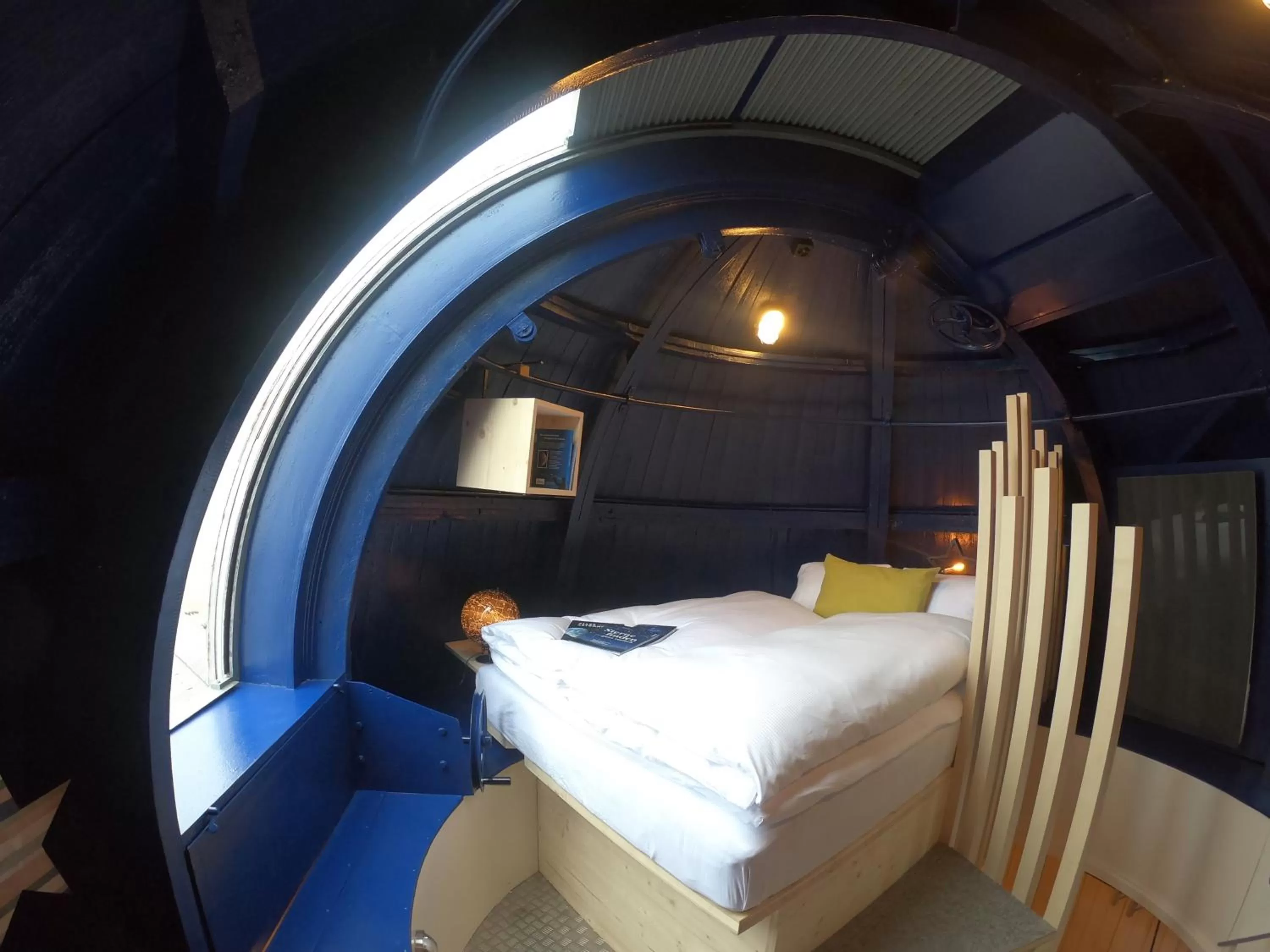 Bed in Sternwarte by Randolins