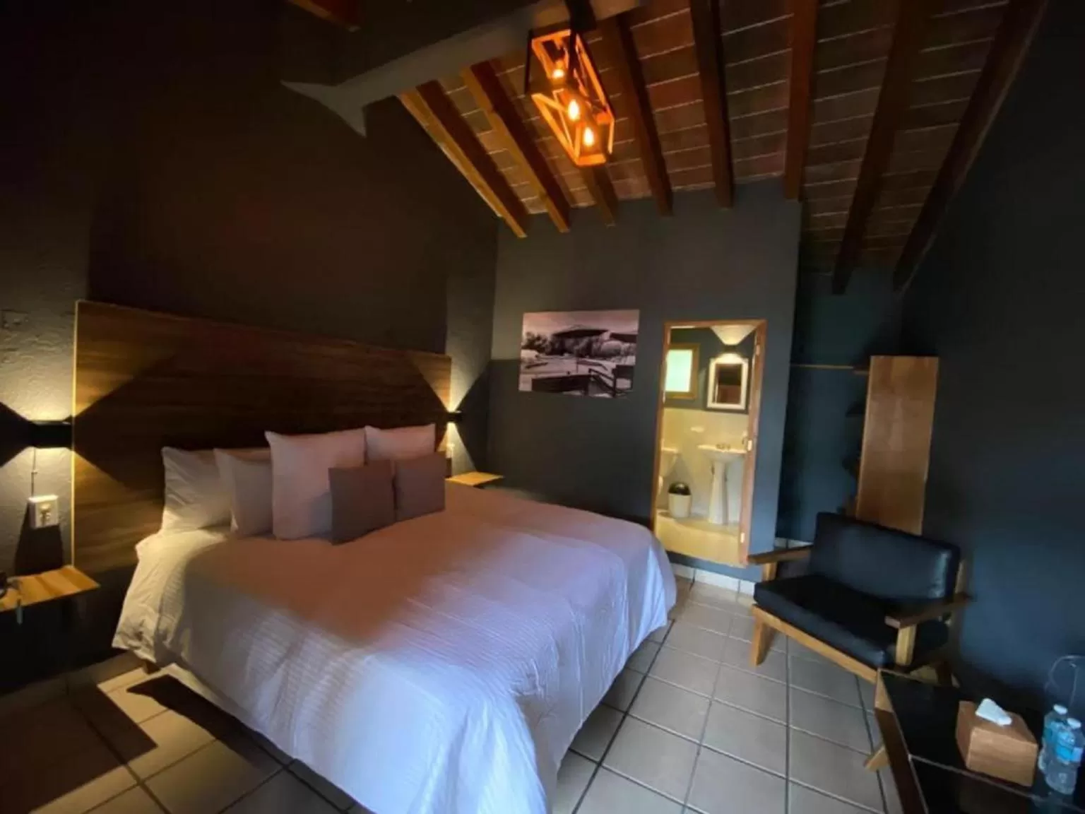 Photo of the whole room, Bed in San José Del Valle