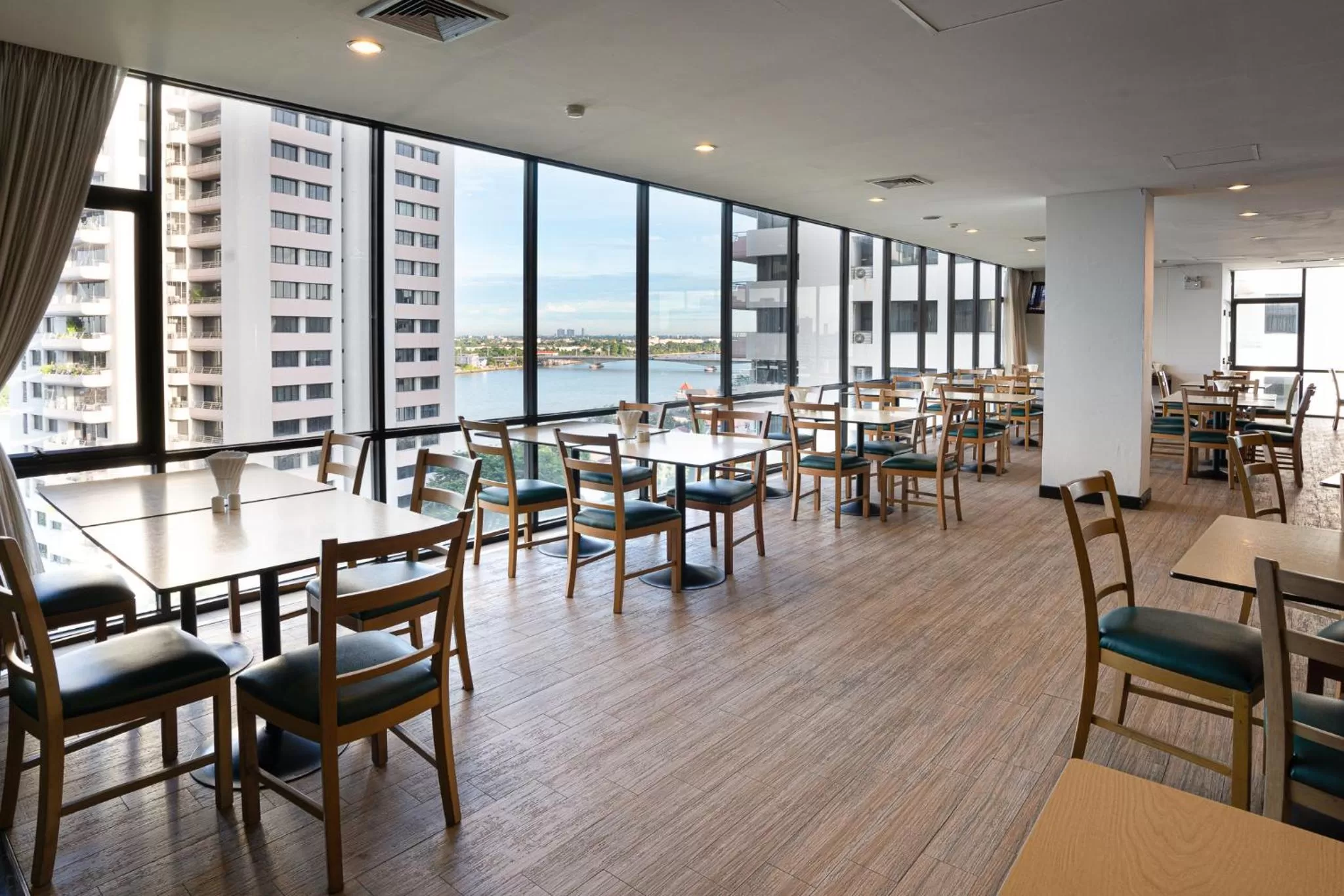 Restaurant/places to eat in Riverine Place Hotel and Residence