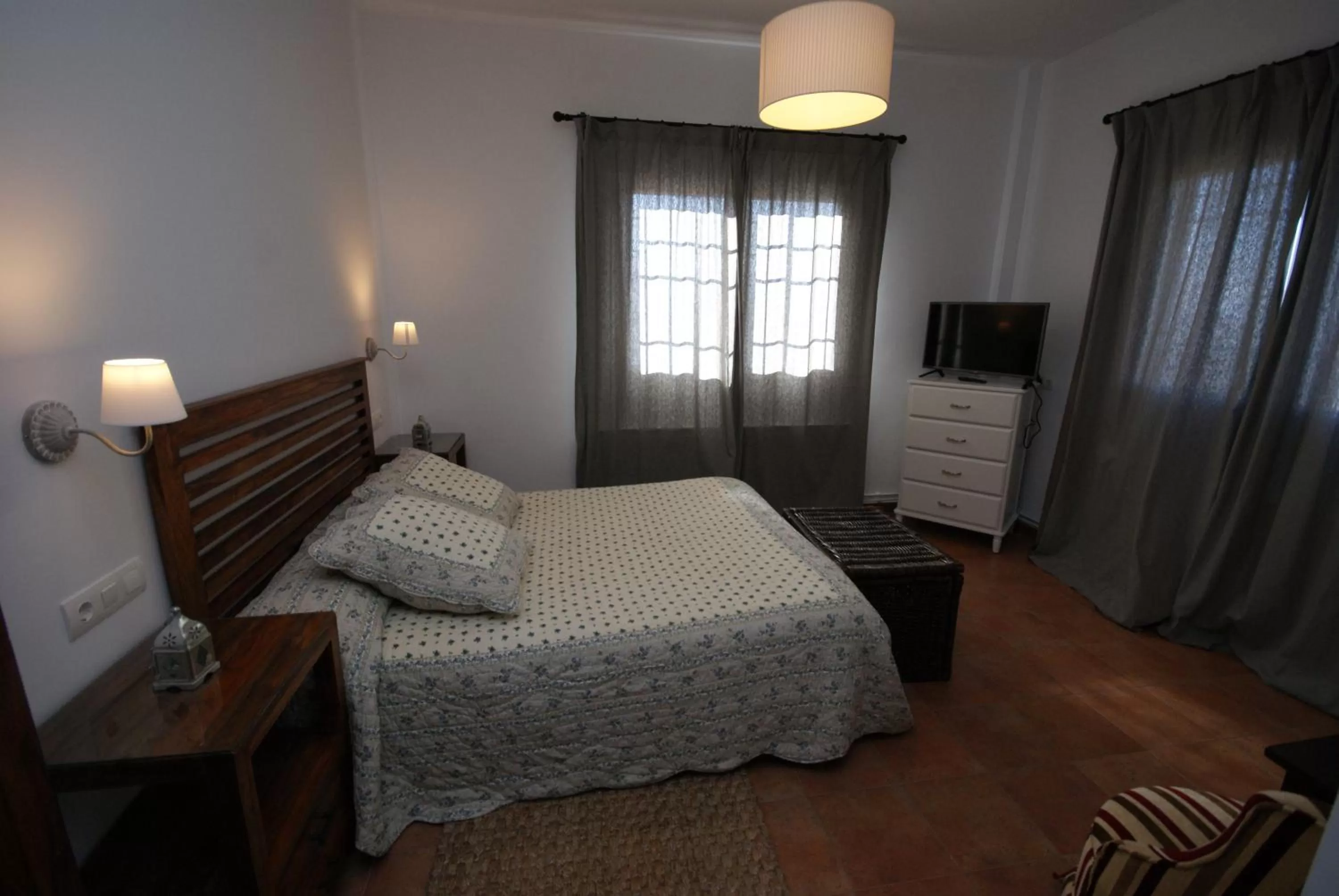 Photo of the whole room, Bed in Finca El Romeral