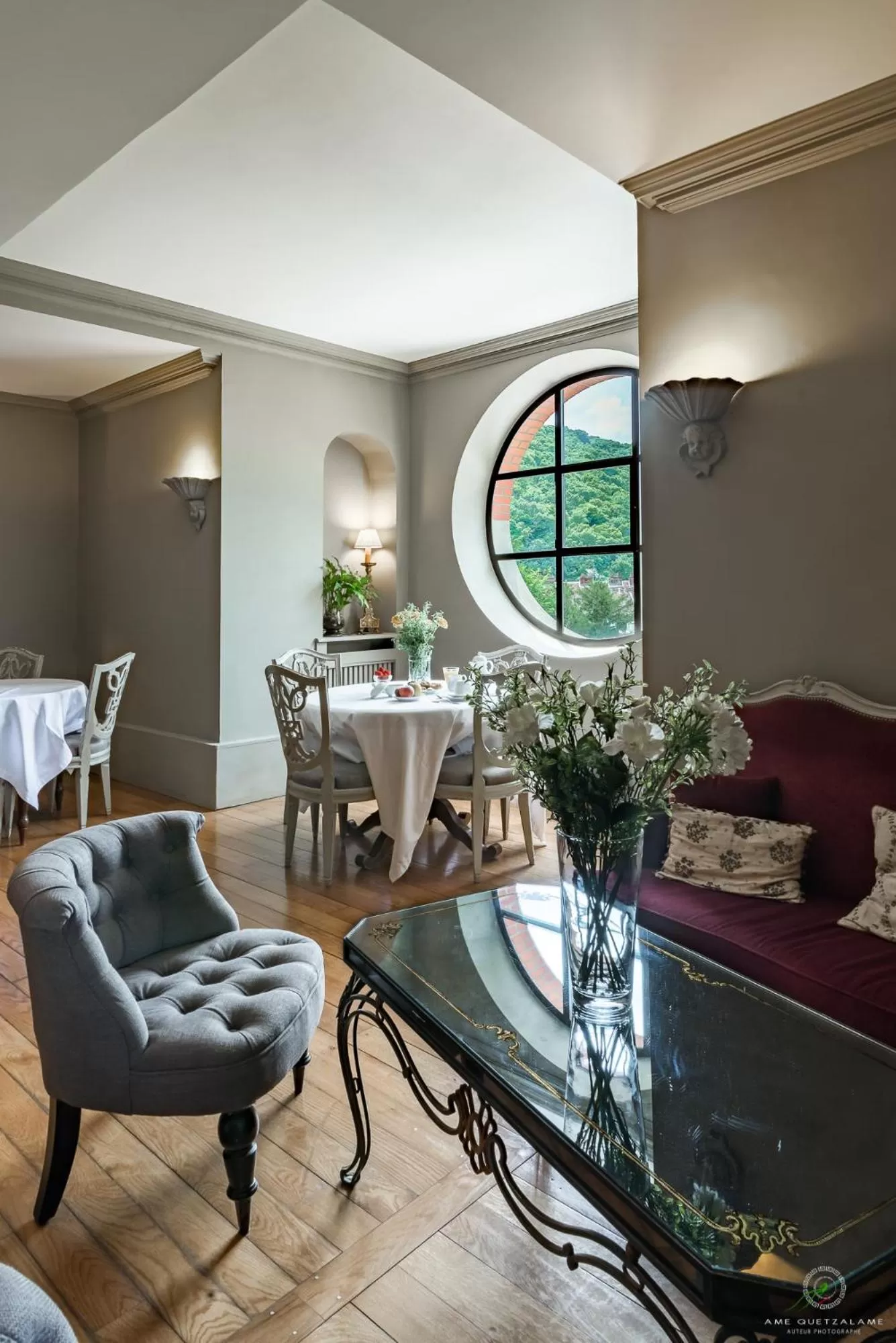 Living room, Seating Area in Hôtel Restaurant Spa Le Sauvage
