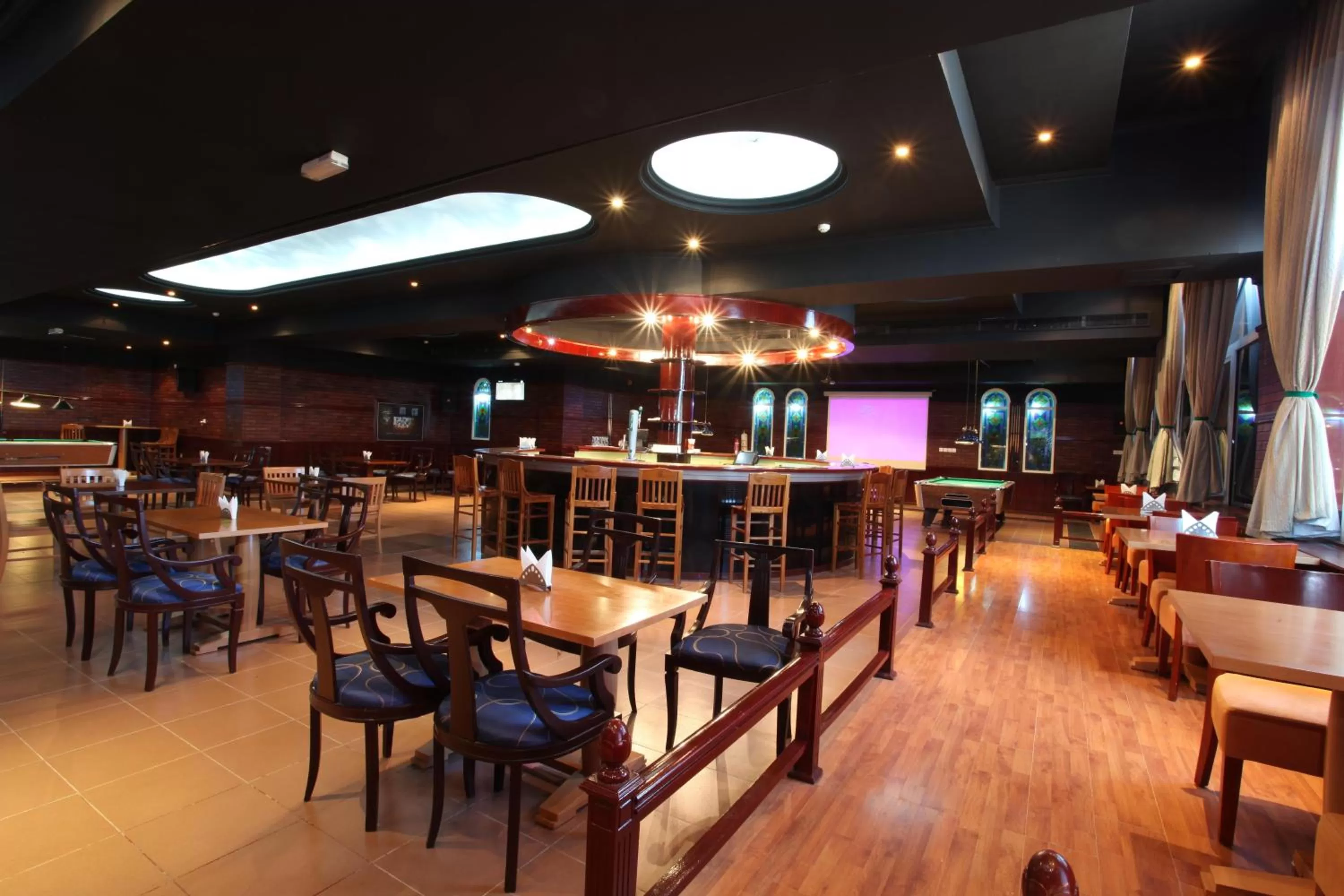 Lounge or bar in Ramee Dream Resort