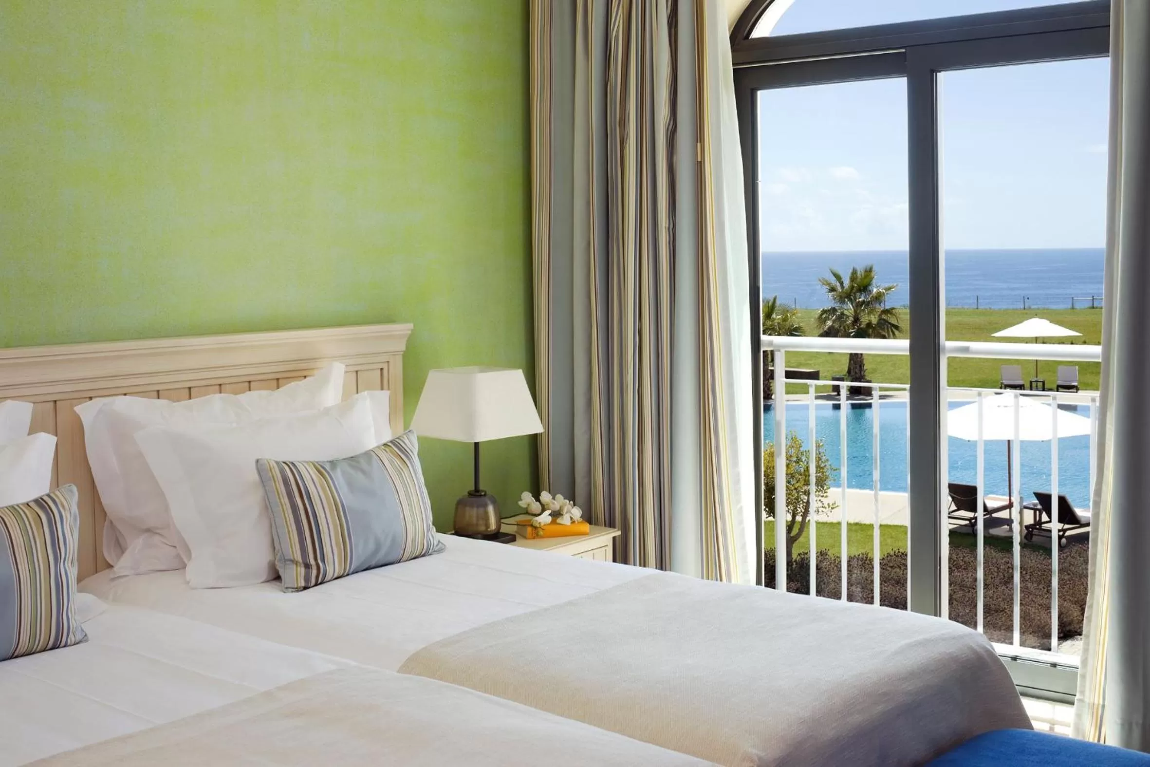 Photo of the whole room, Bed in Cascade Wellness Resort