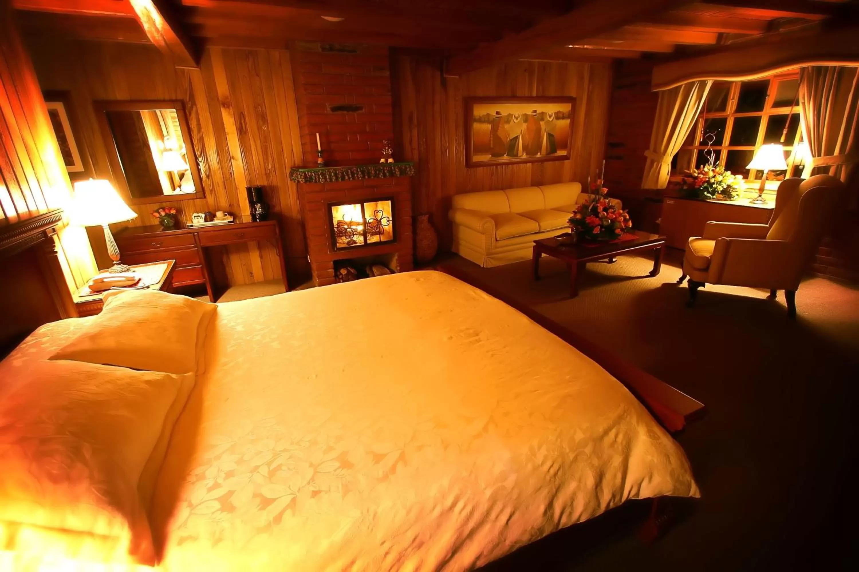 Photo of the whole room, Bed in Puertolago Country Inn & Resort