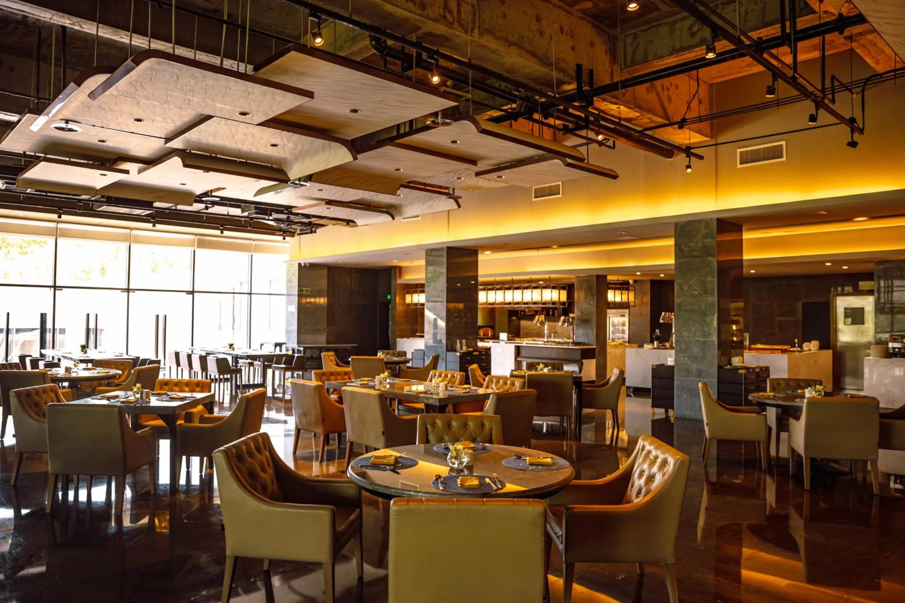 Restaurant/places to eat in The Sifang Hotel Nanjing, Autograph Collection