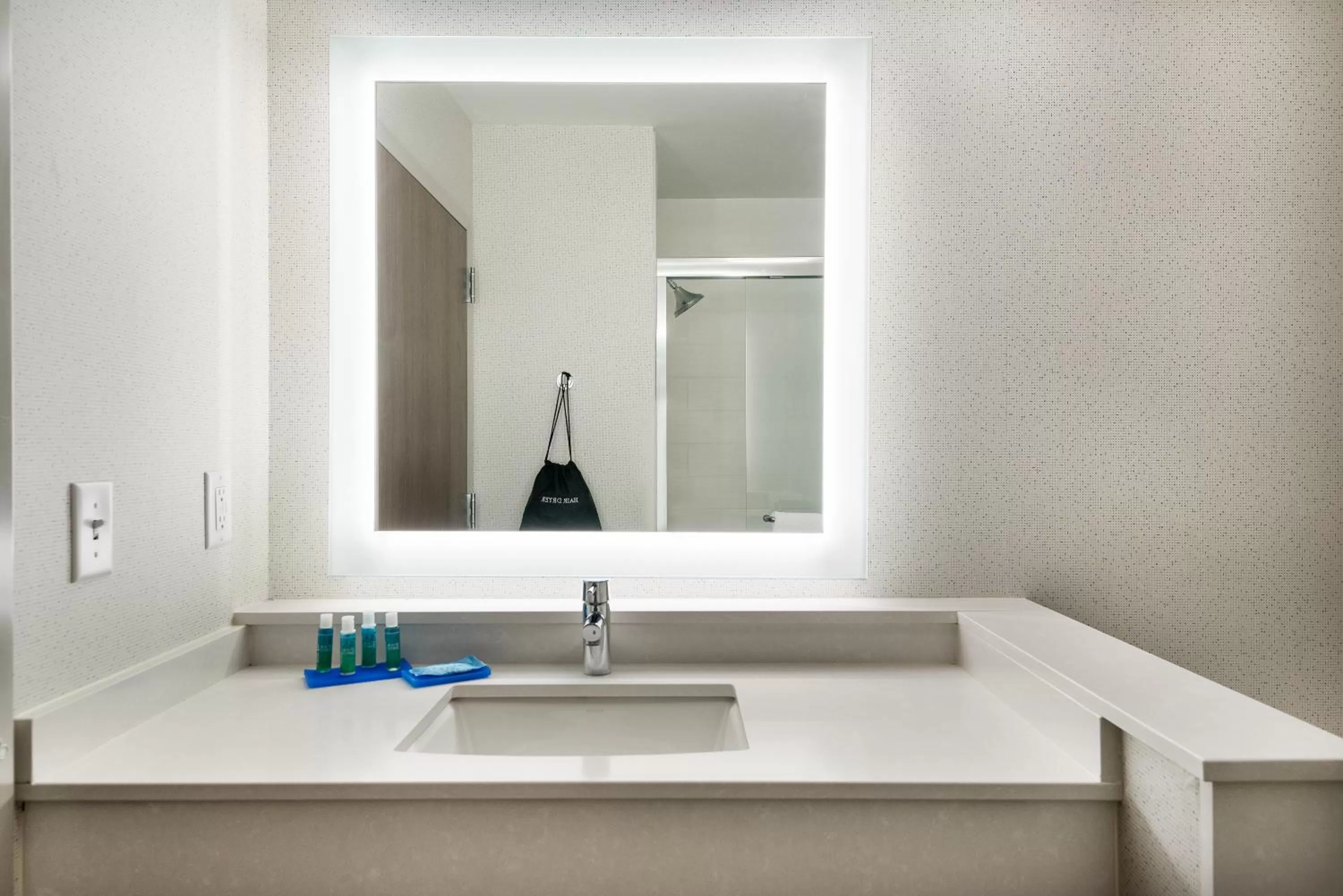 Suite - Disability Access Roll in Shower/Non-Smoking in Holiday Inn Express Queensbury-Lake George Area, an IHG Hotel