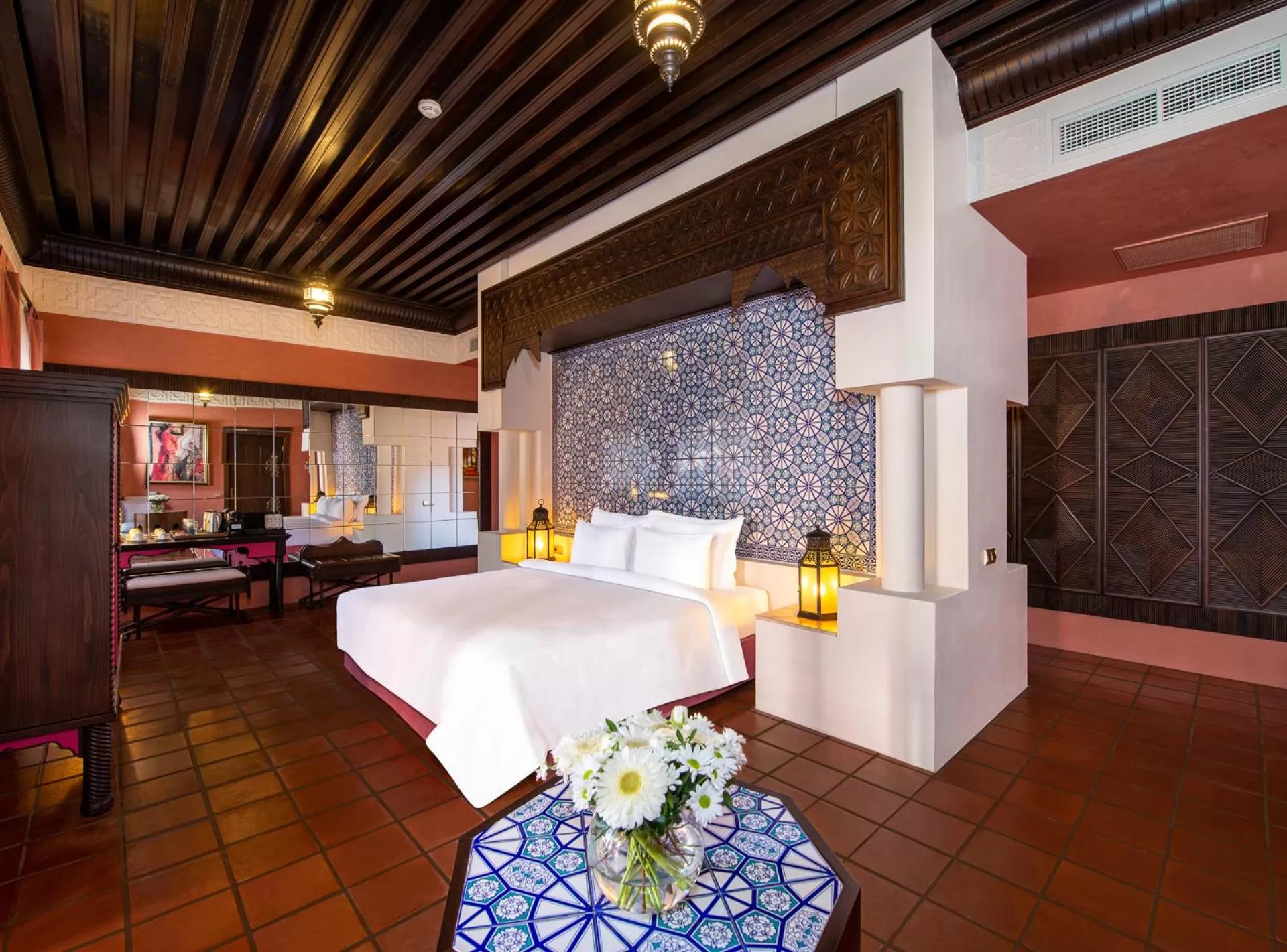 Sultan Suite with Jacuzzi in Rixos Park Belek - The Land Of Legends Access