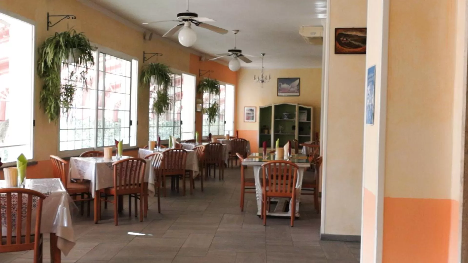 Restaurant/places to eat in Hotel Bellavista