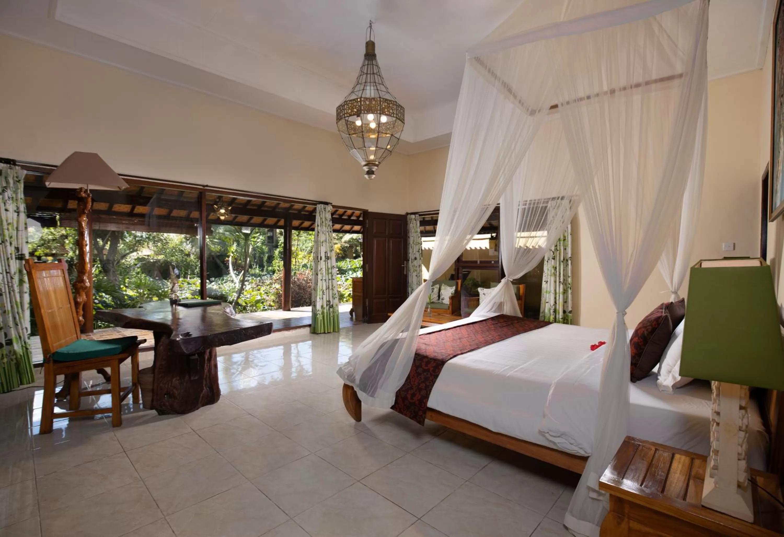 Bedroom, Bed in Green Field Hotel and Restaurant