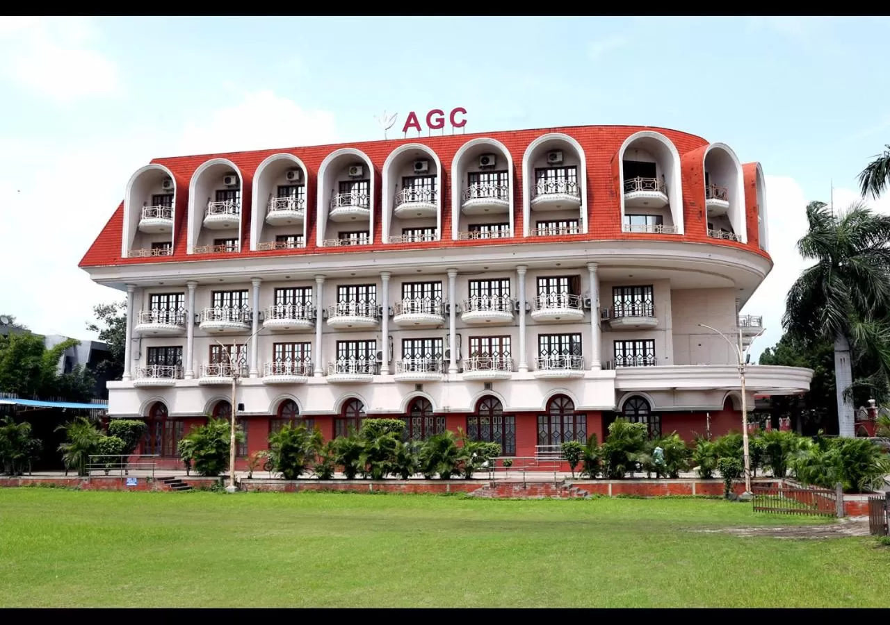 Facade/entrance in Hotel AGC