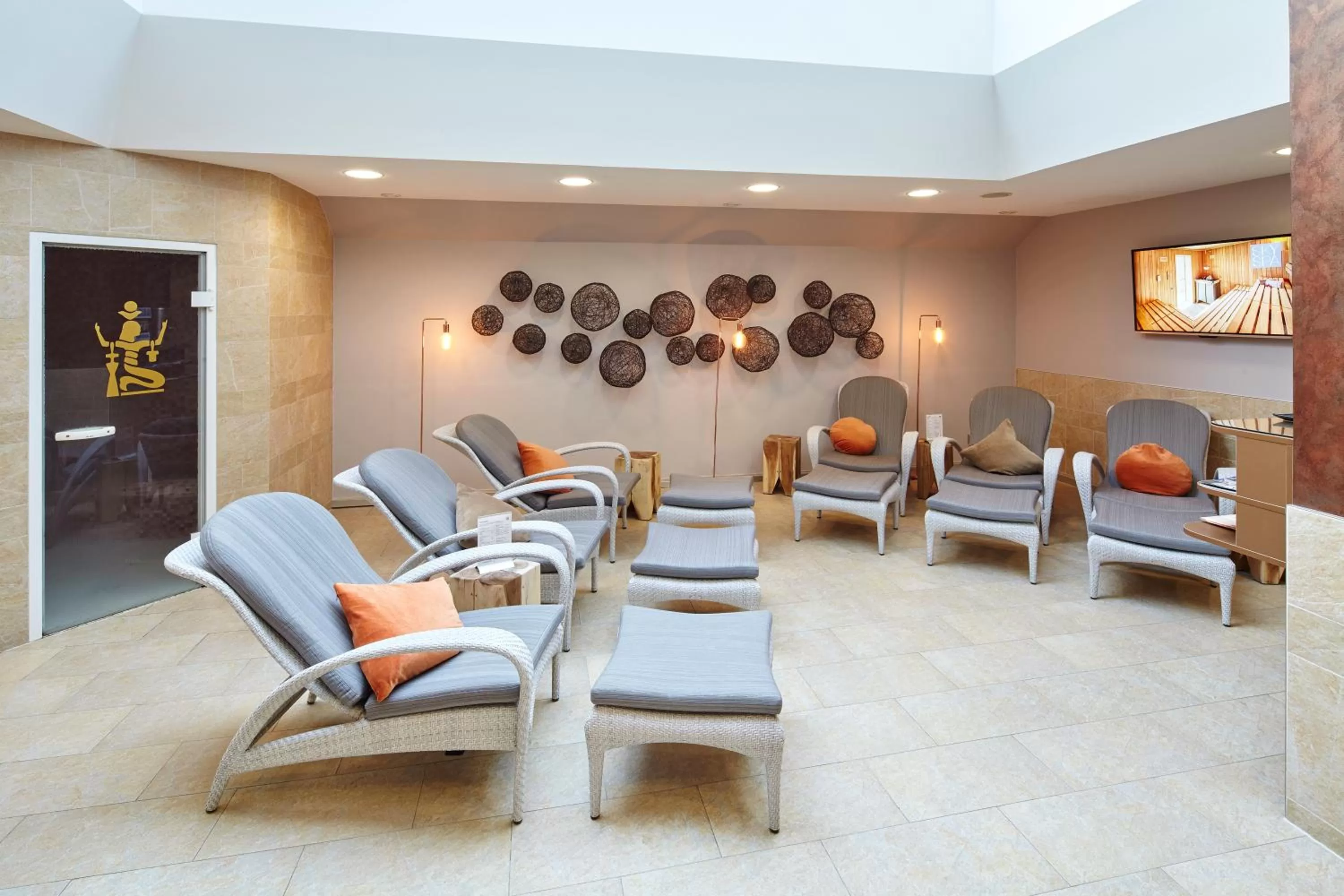 Coffee/tea facilities in Clayton Hotel Düsseldorf City Centre