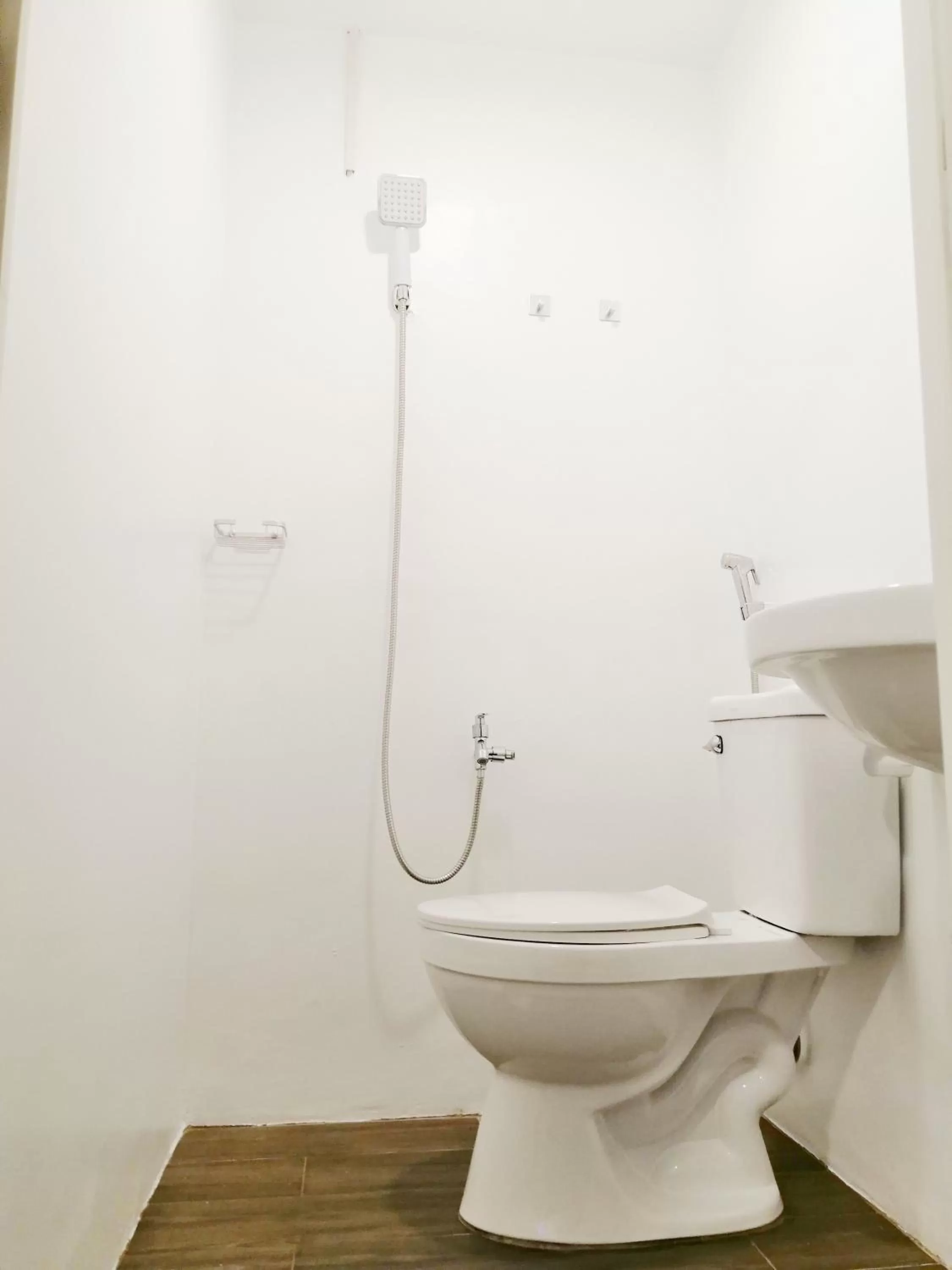 Toilet in VG Pension and Residences