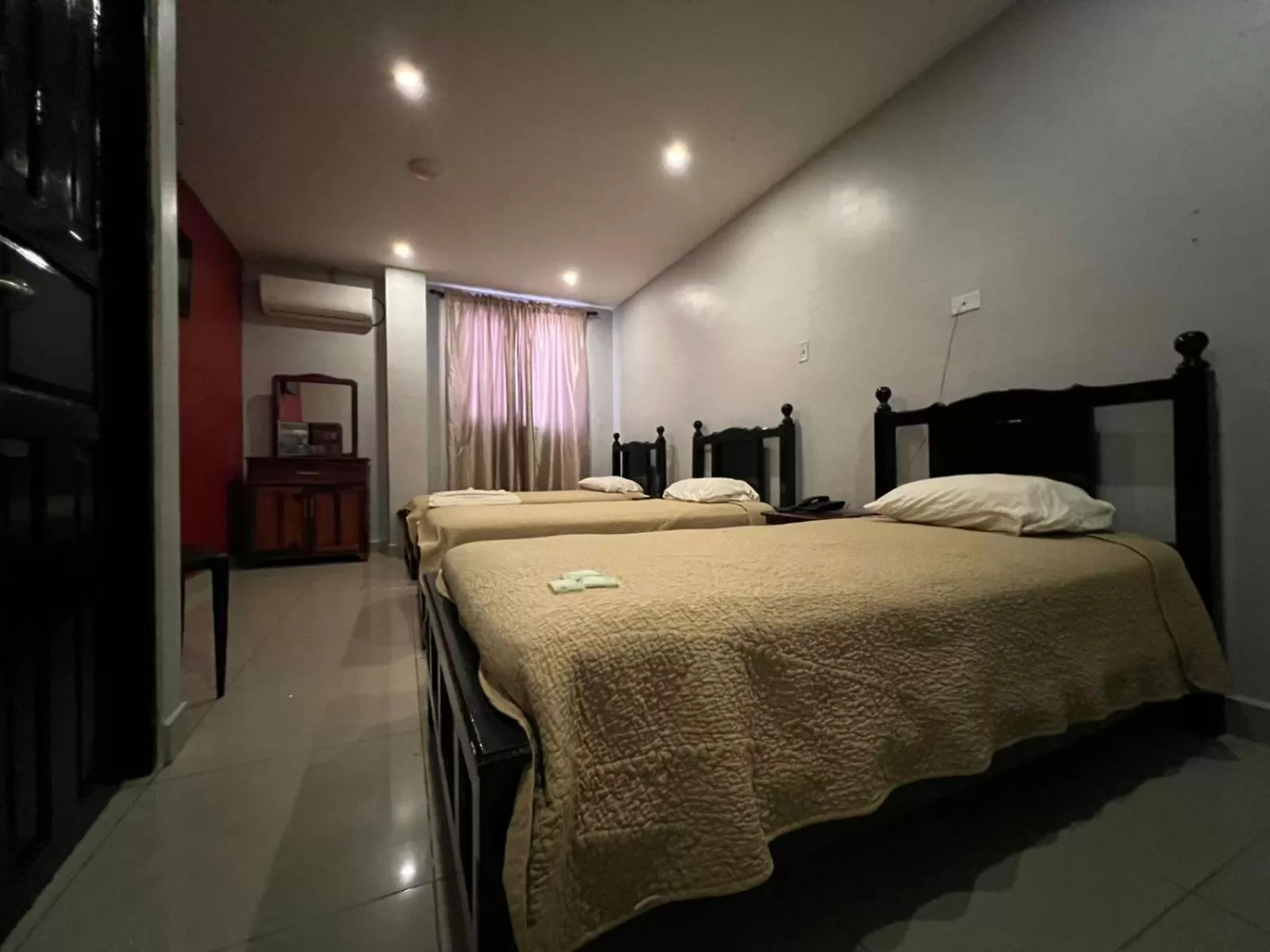 Bedroom, Bed in La Cubana Hotel & Suites