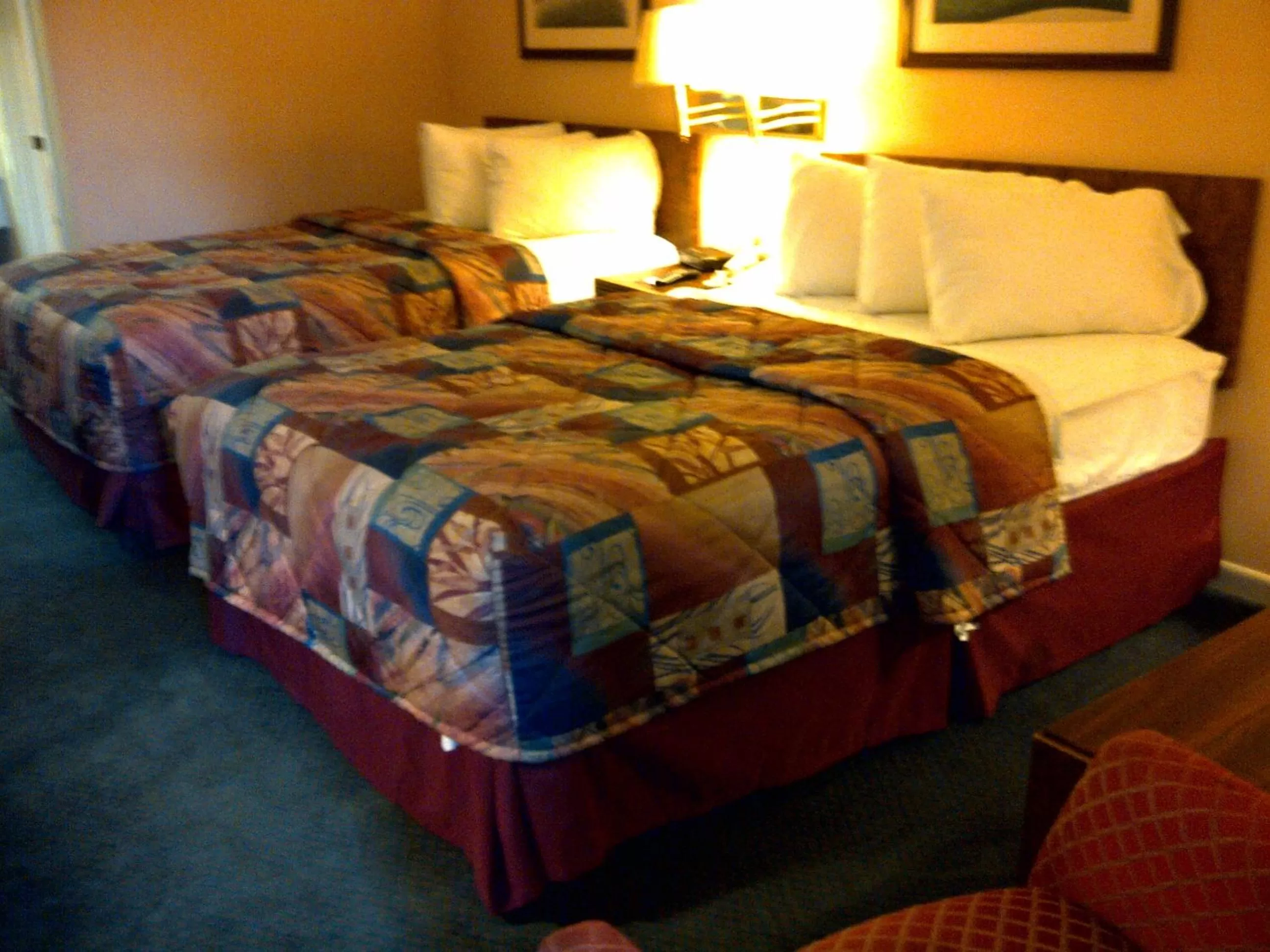 Bed in Rodeway Inn Jasper