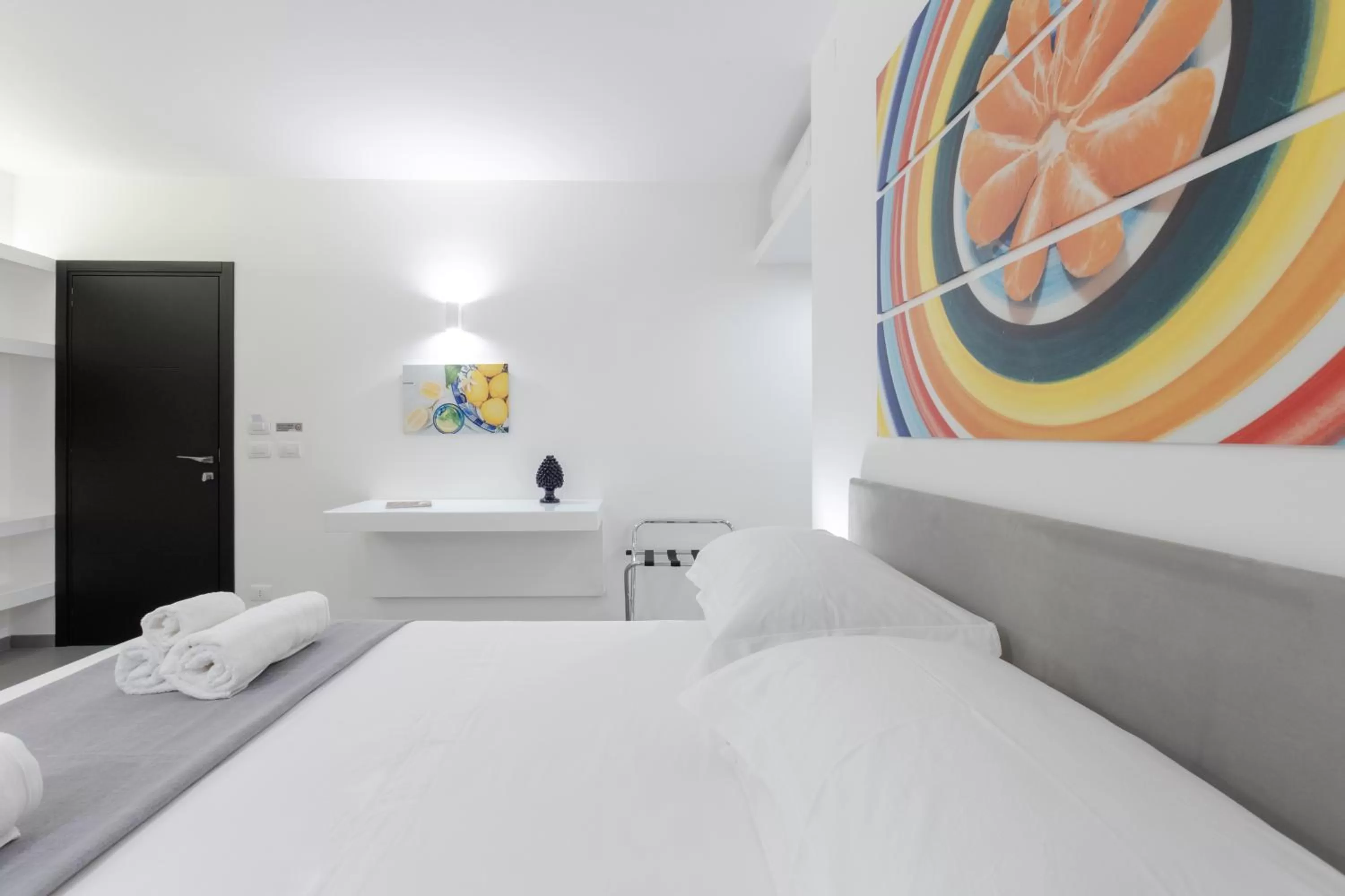 Bed in Suite Palermo Apartment