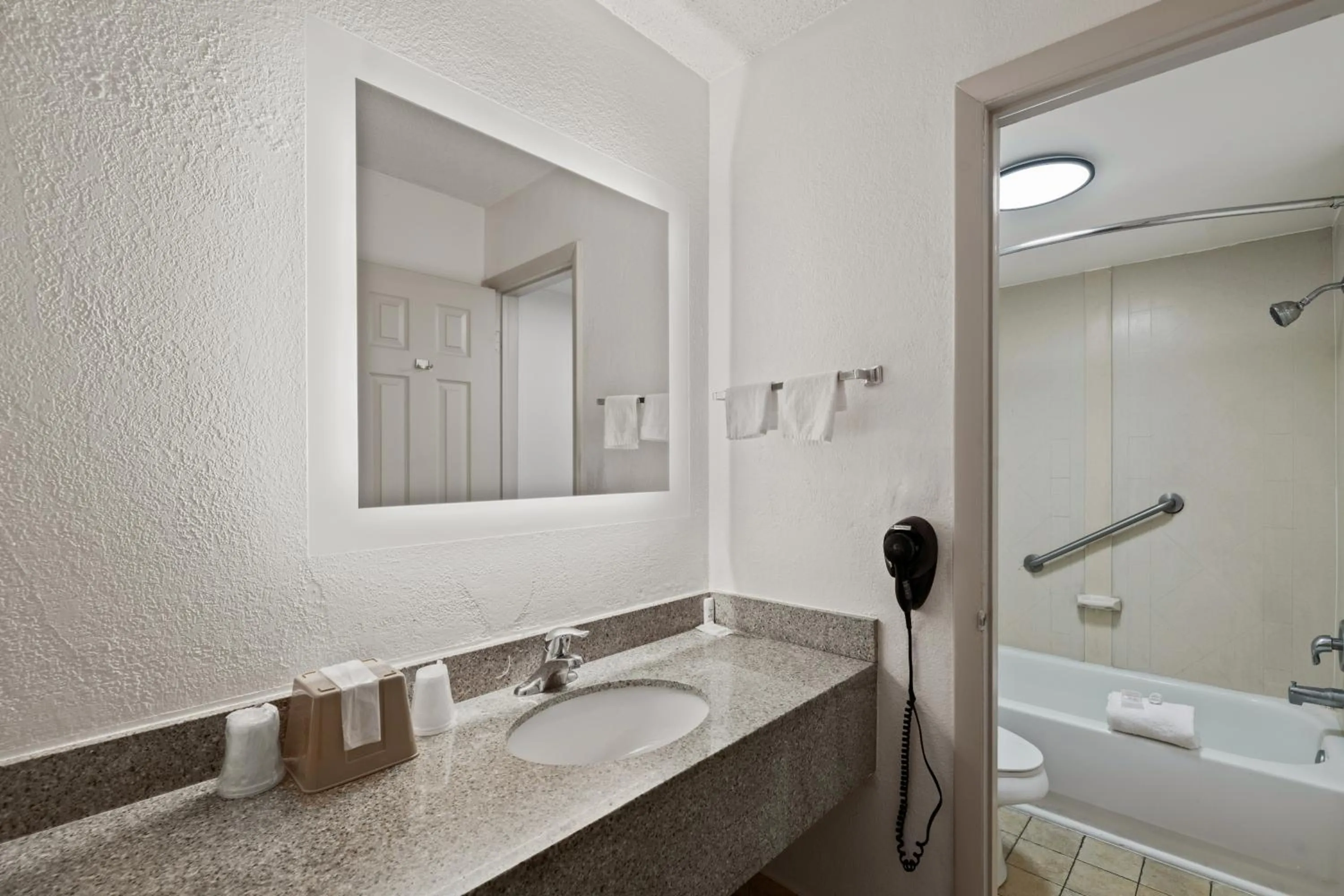 Shower in Americas Best Value Inn Orlando, FL