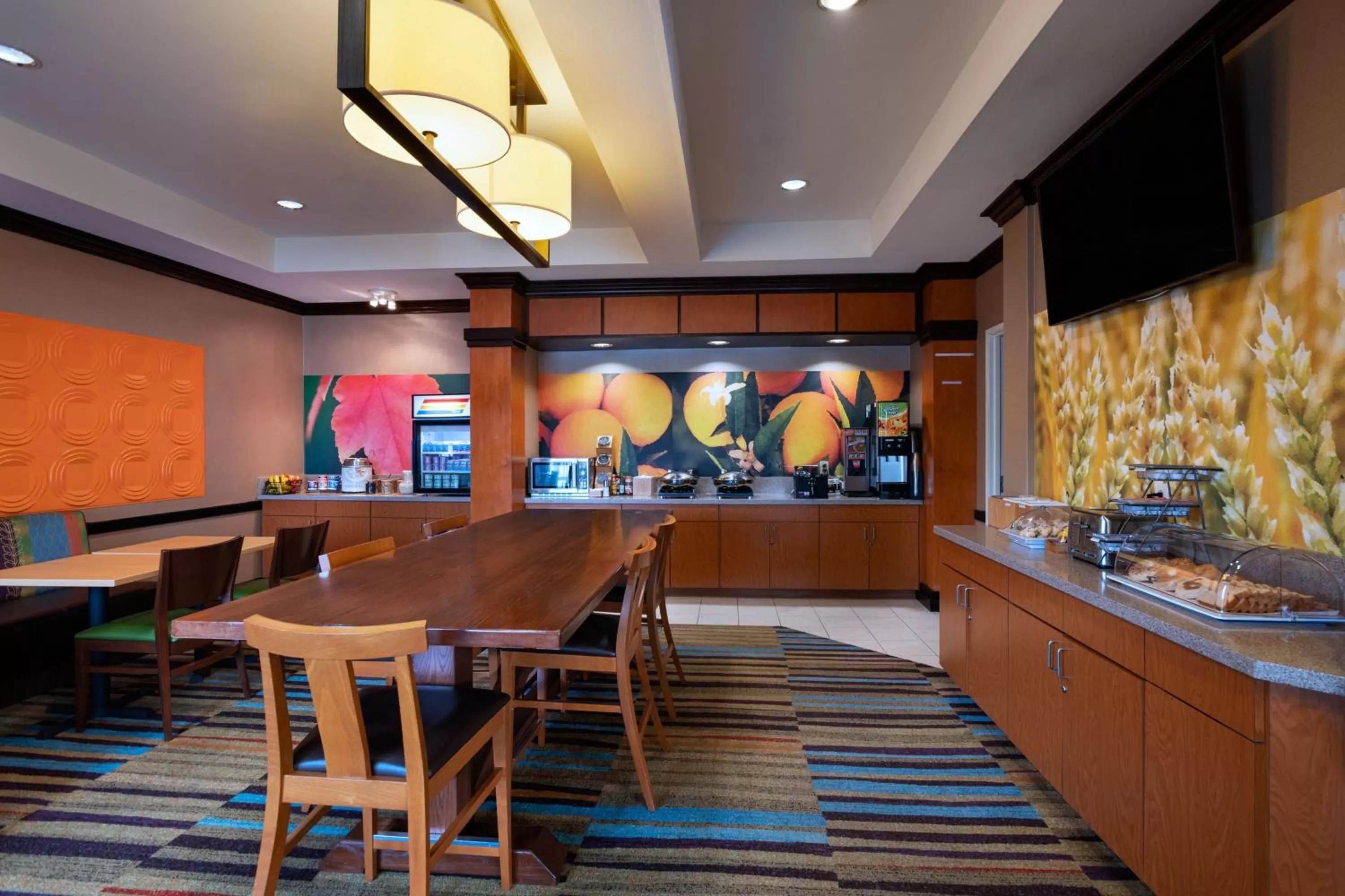 Breakfast in Fairfield Inn and Suites by Marriott McAllen
