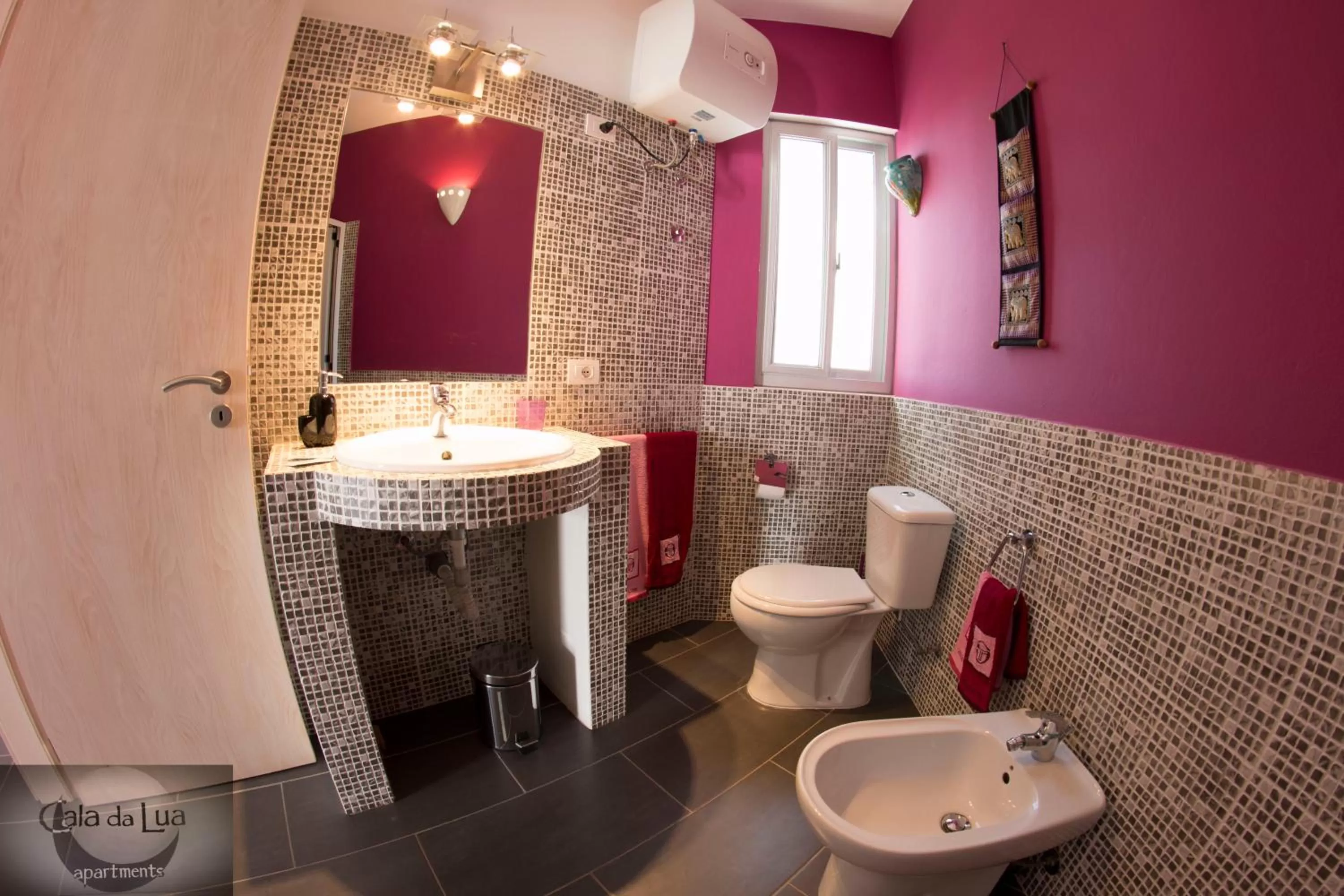Bathroom in Cala da Lua apartments