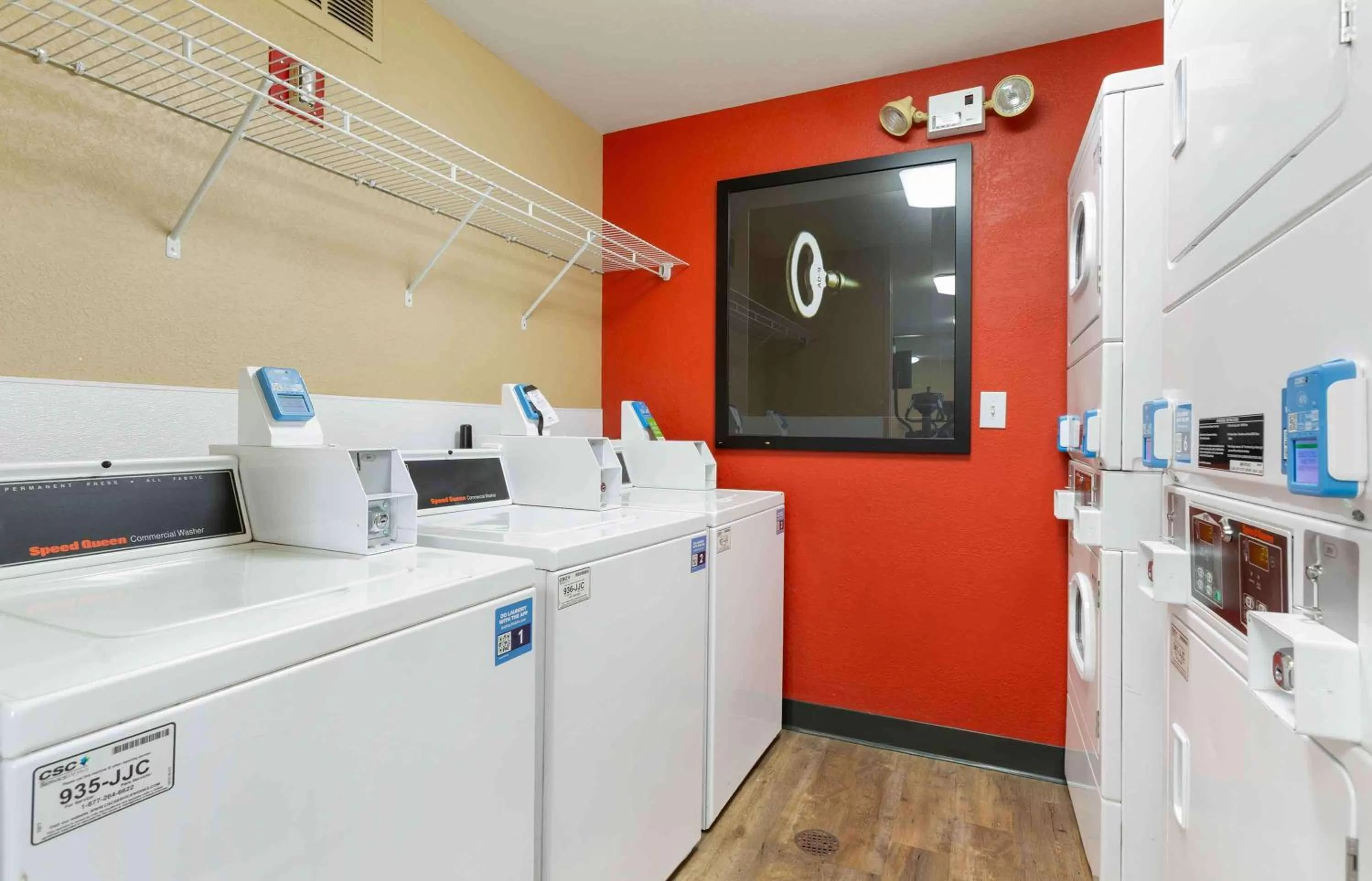 Property building in Extended Stay America Suites - Phoenix - Scottsdale