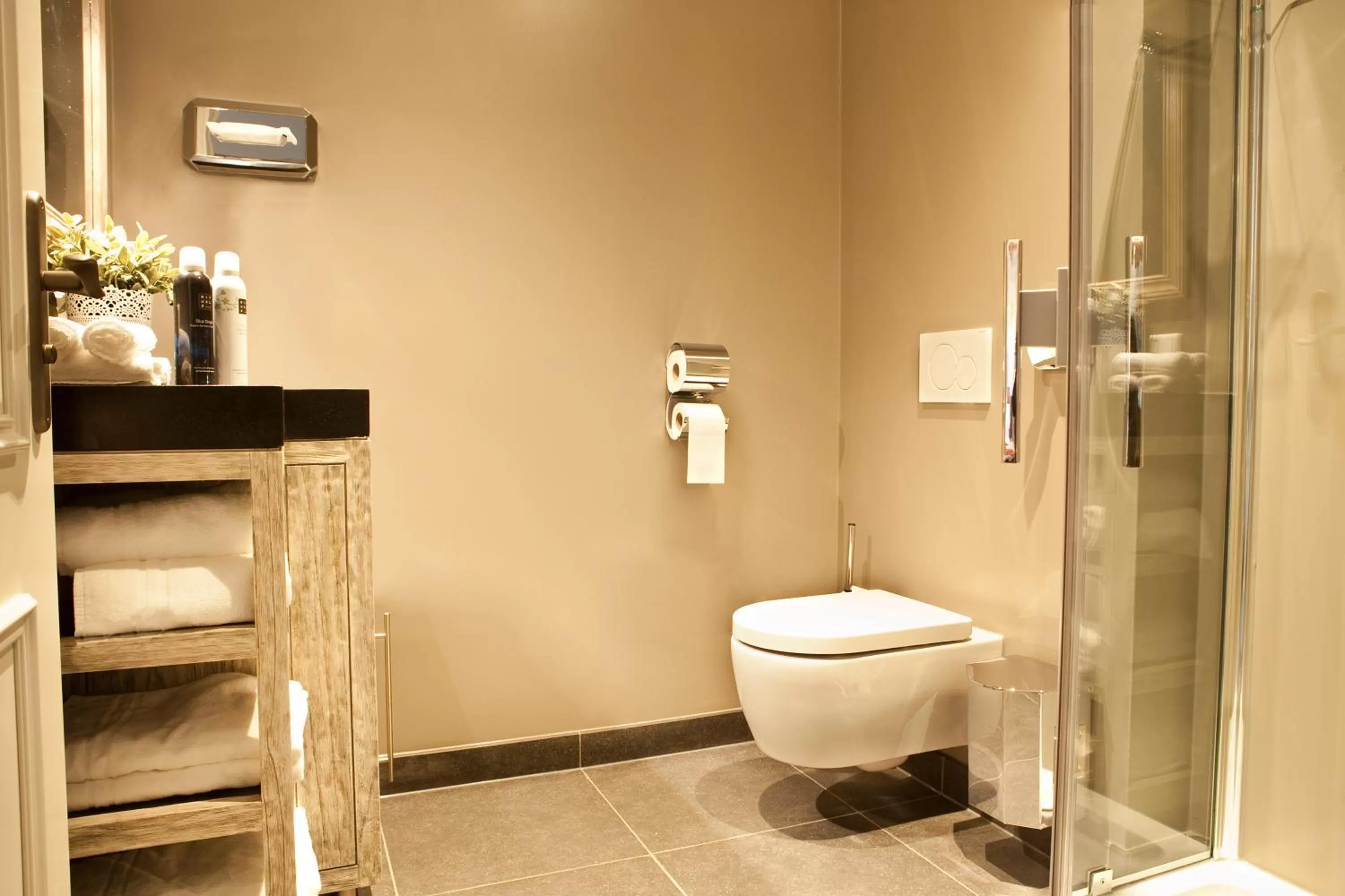 Bathroom in Hotel-Herberg D'n Dries