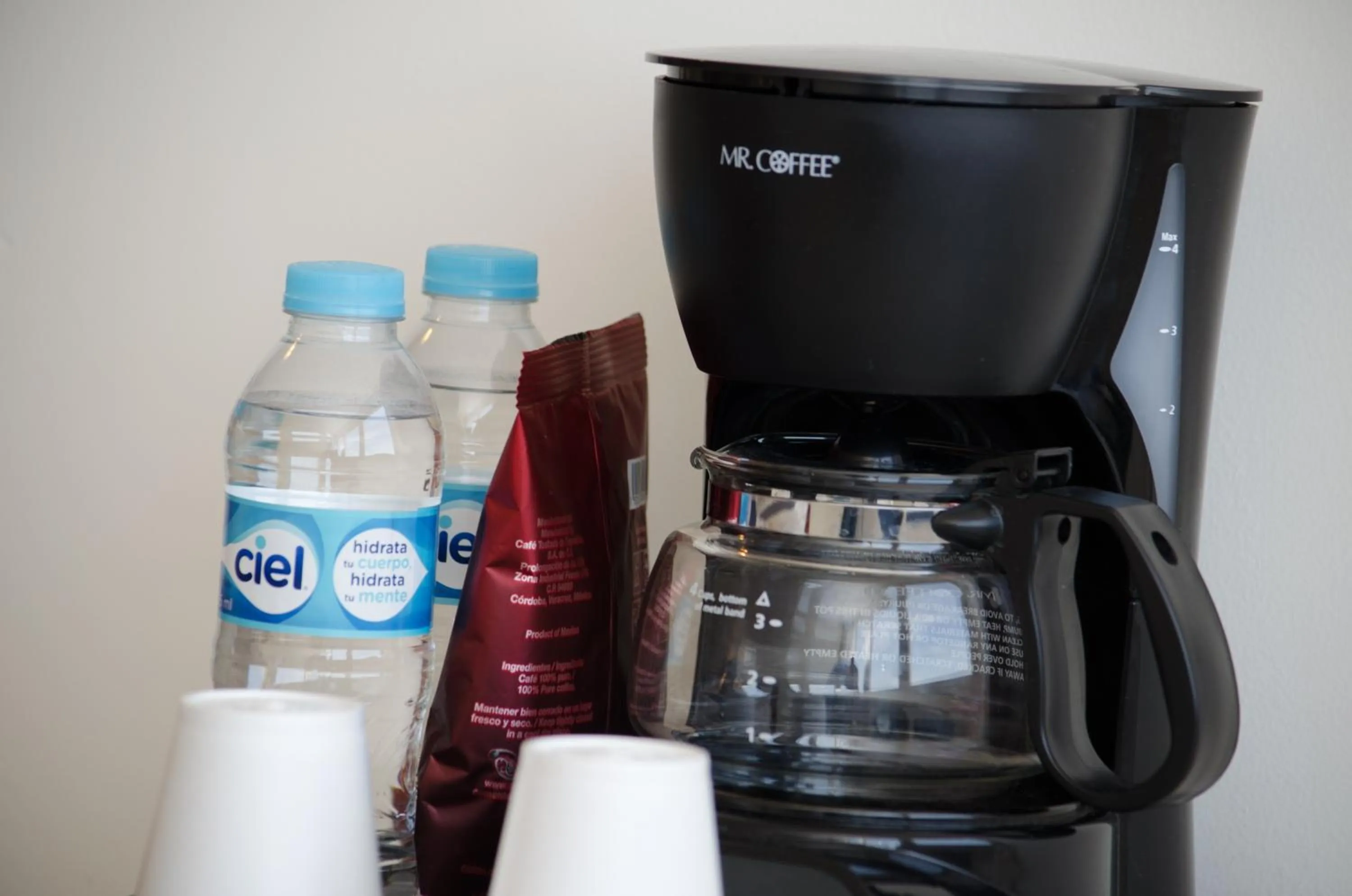 Coffee/tea facilities in Hotel Hostal de Cortés