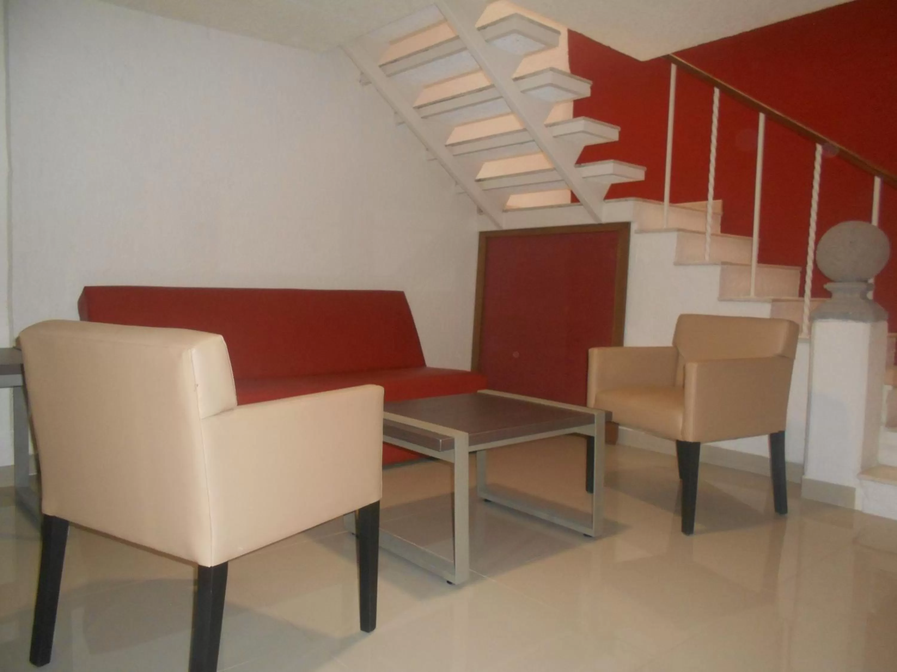 Living room in Hotel Puente Real