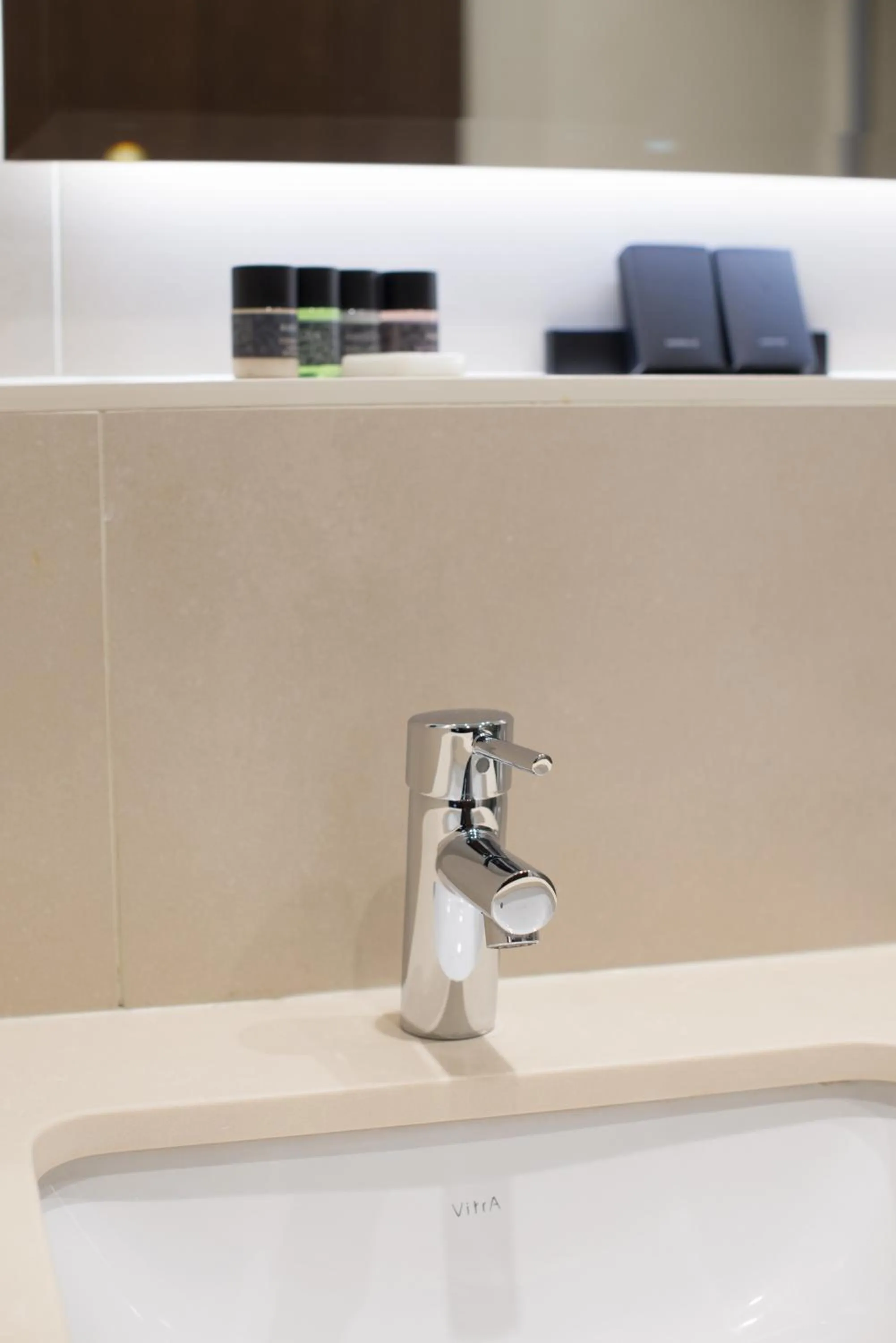 Bathroom in St George's Hotel - Wembley