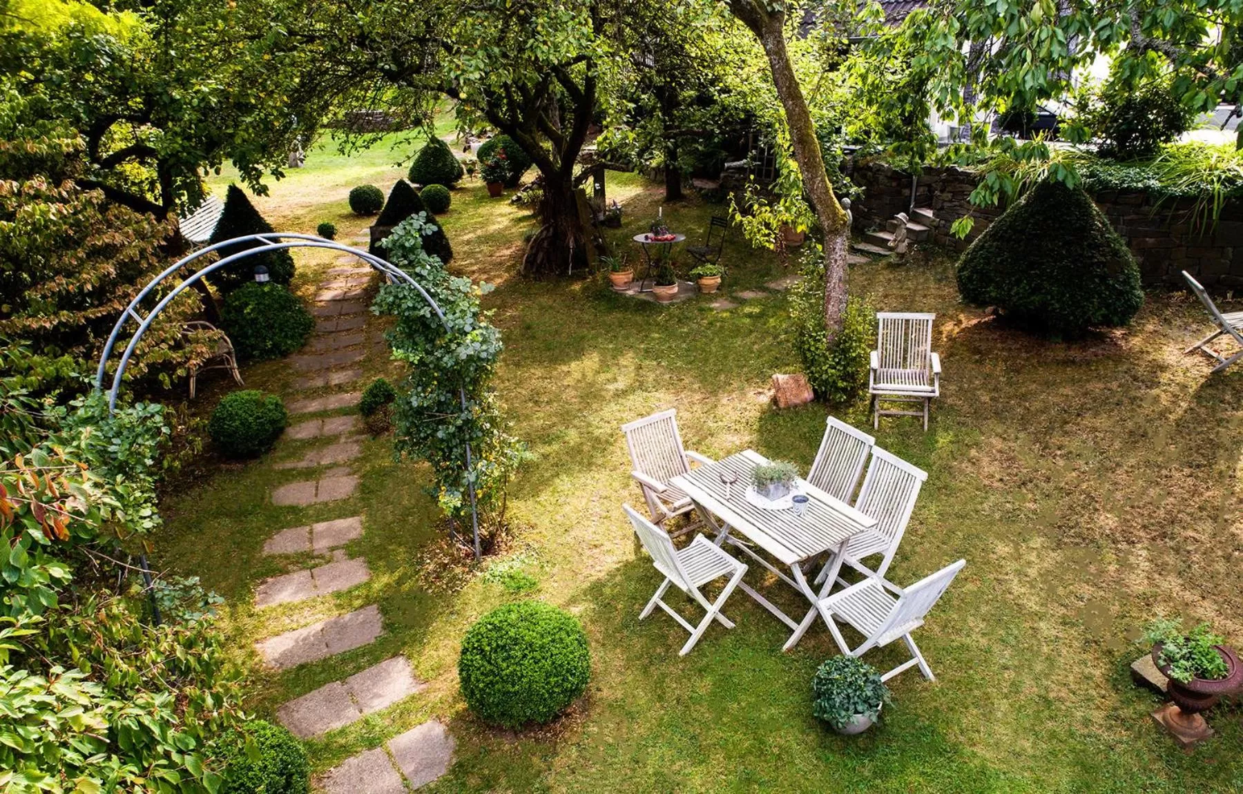 Garden in Romantik Hotel Neuhaus