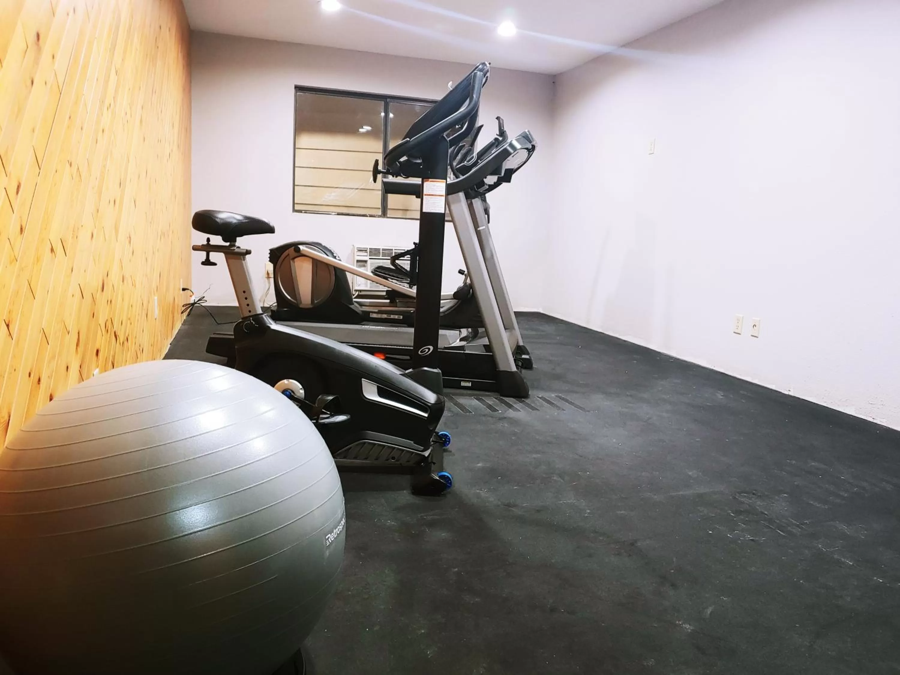 Fitness centre/facilities in Days Inn by Wyndham Rawlins