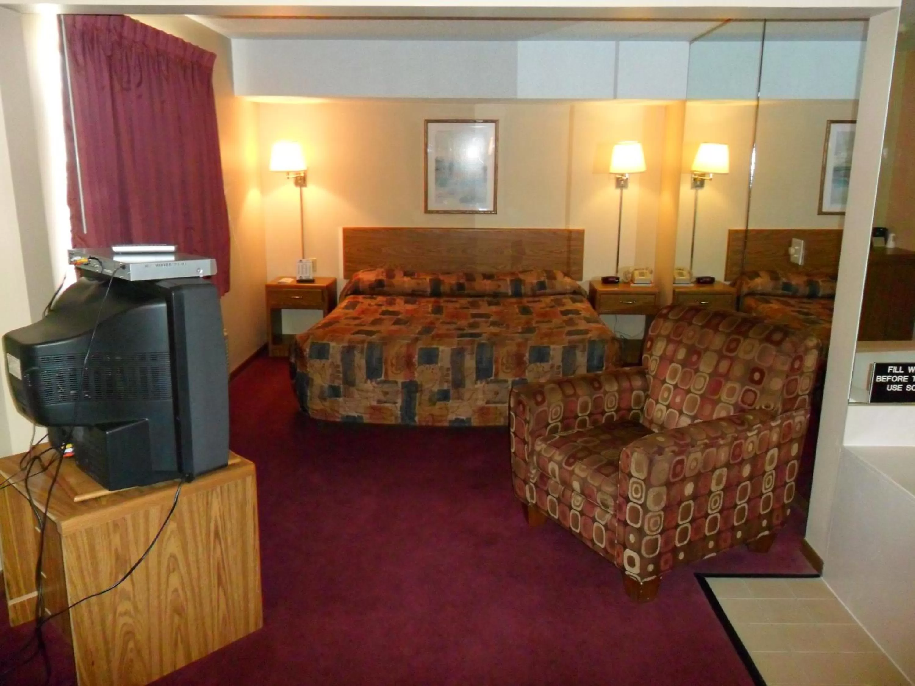 Photo of the whole room in Super 8 by Wyndham Chadron NE