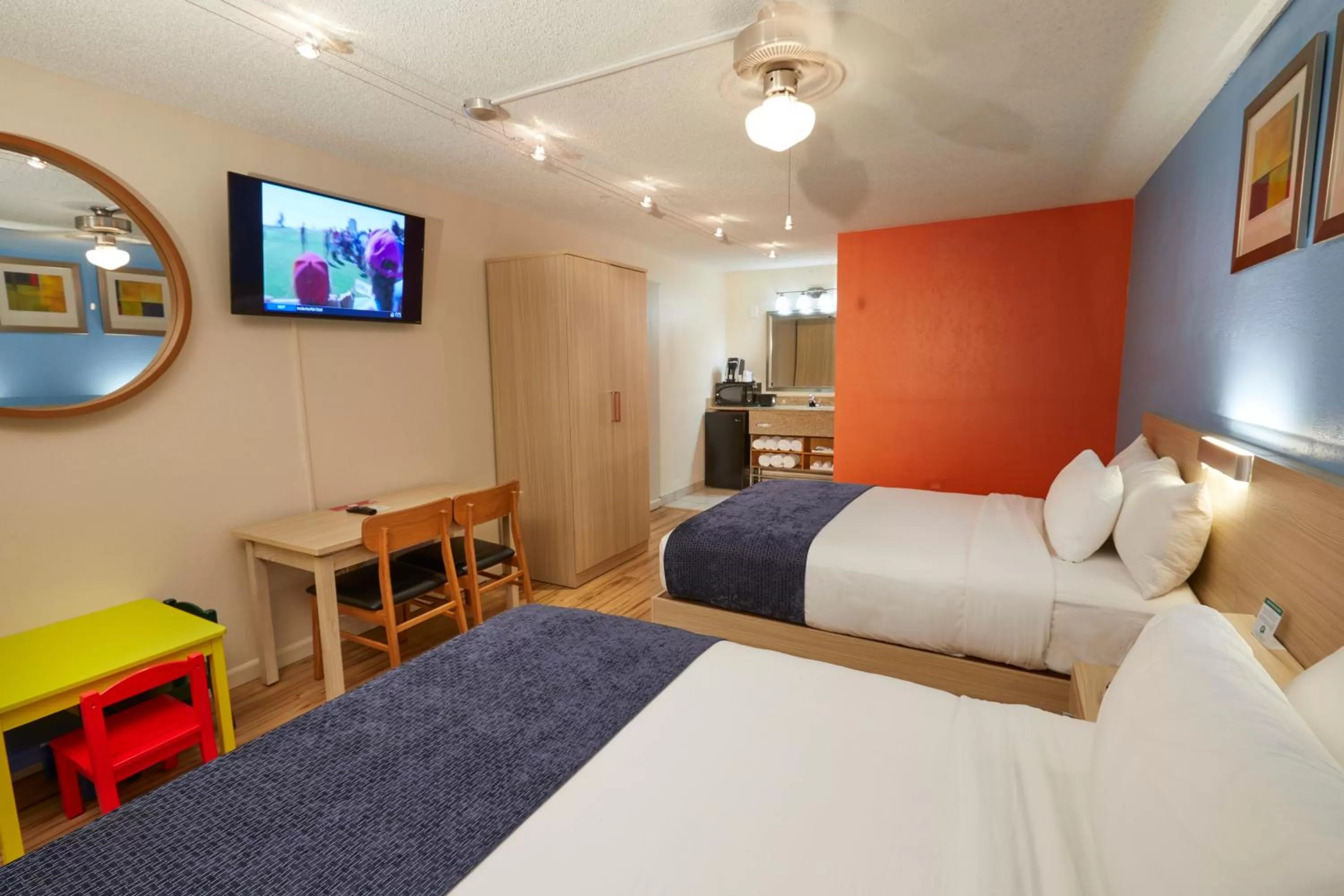 Photo of the whole room, Bed in Ramada by Wyndham Flamingo Water Park