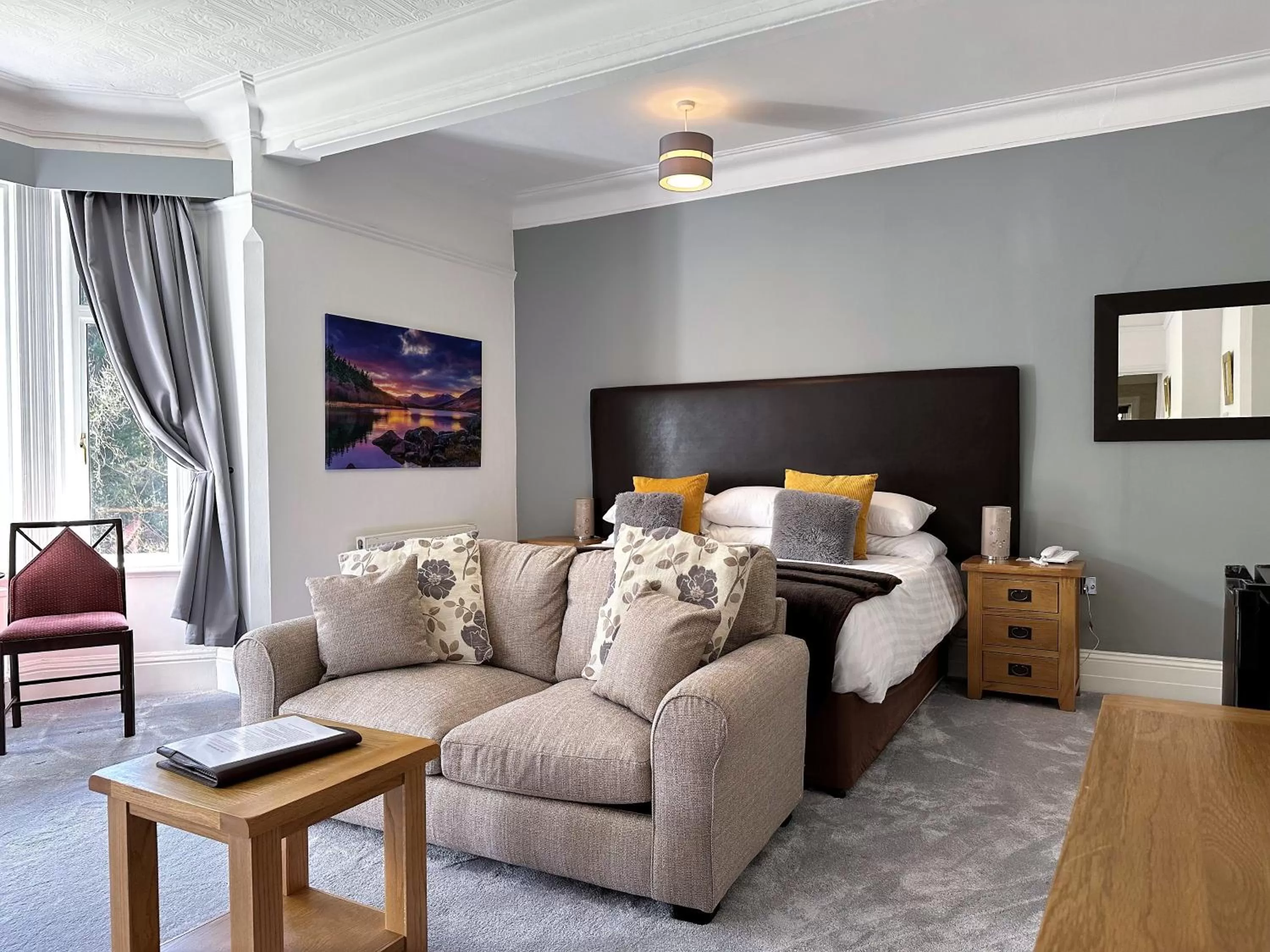 Bedroom in Craig-y-Dderwen Riverside Hotel