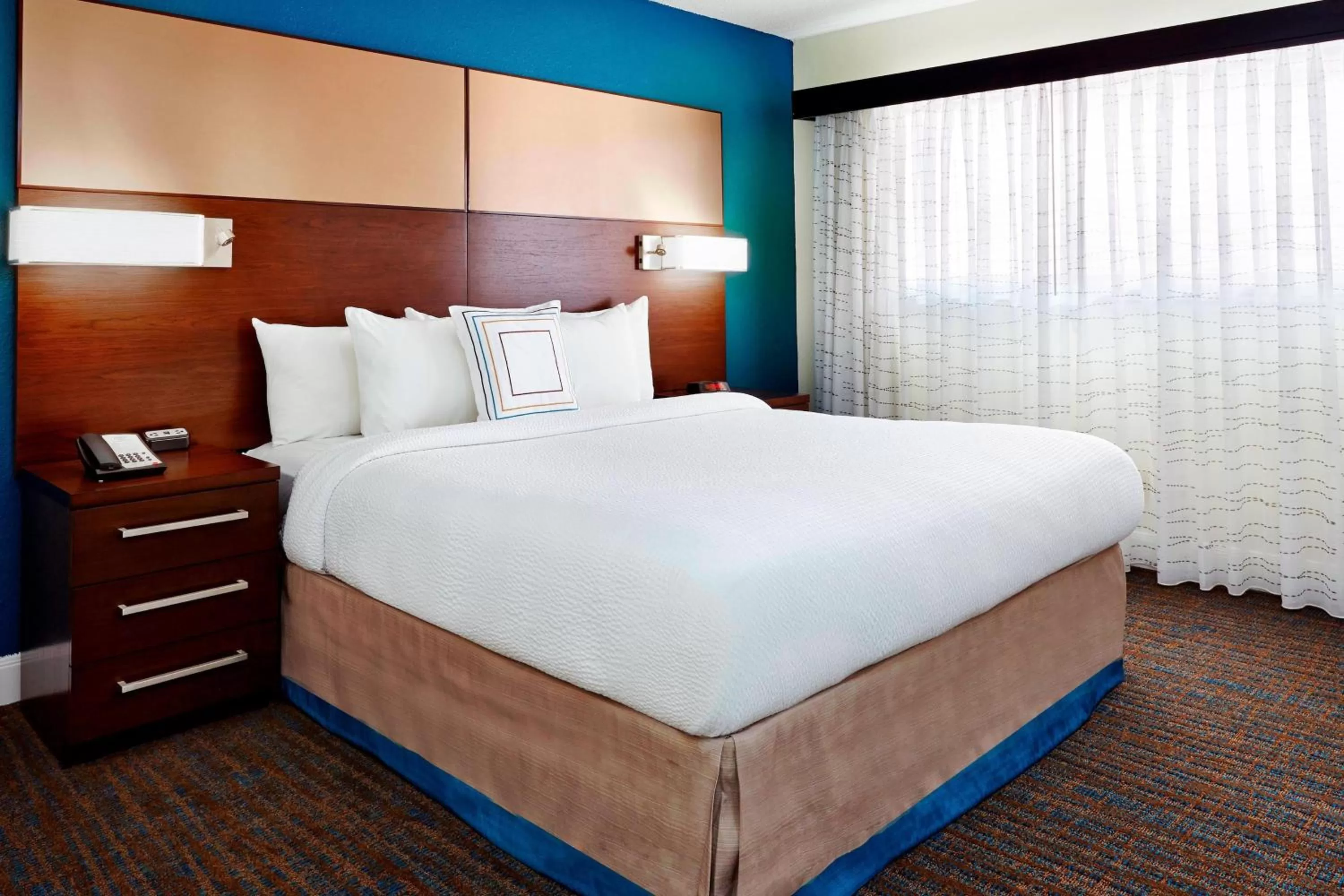 Bedroom in Residence Inn Houston by The Galleria
