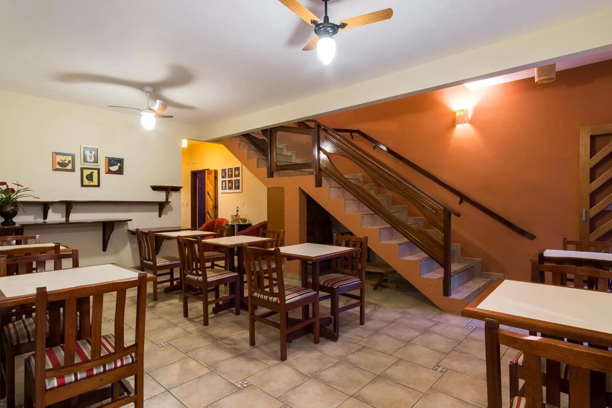 Restaurant/places to eat in Pousada Mar Azul