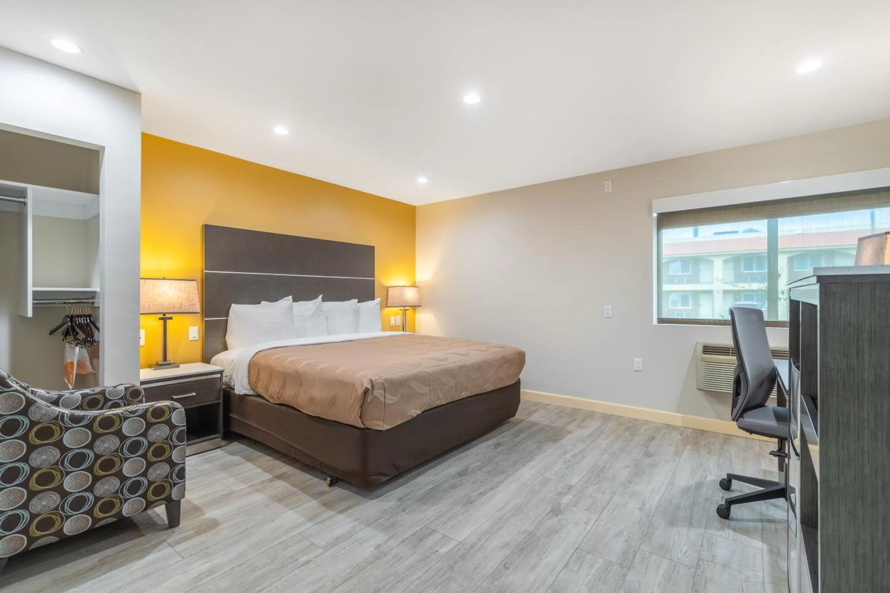 Standard King Room - Non-Smoking  in Quality Inn Banning I-10