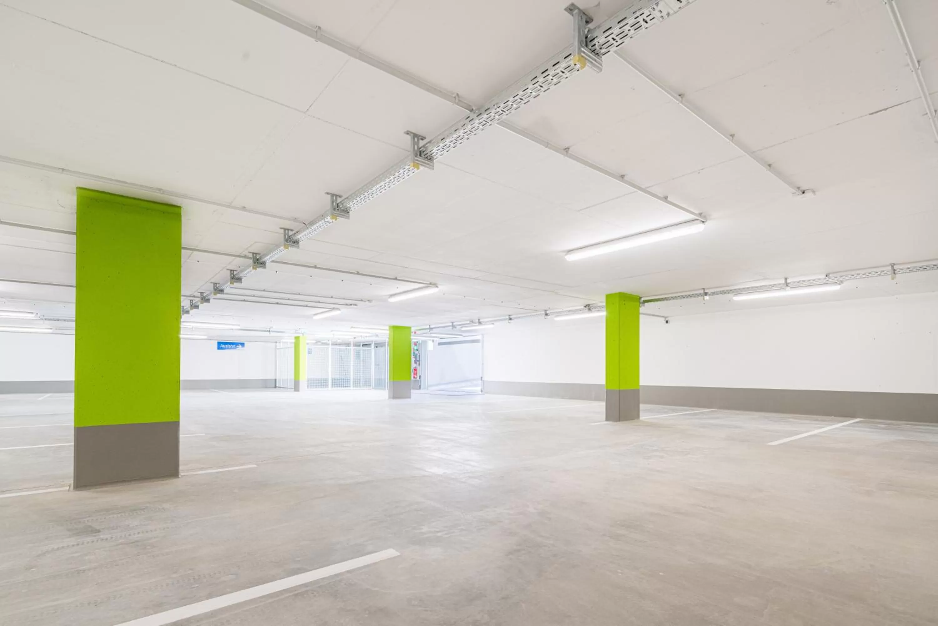 Property building in Stadthotel Lohne, Self Check In, mit Bäckerei und Cafe