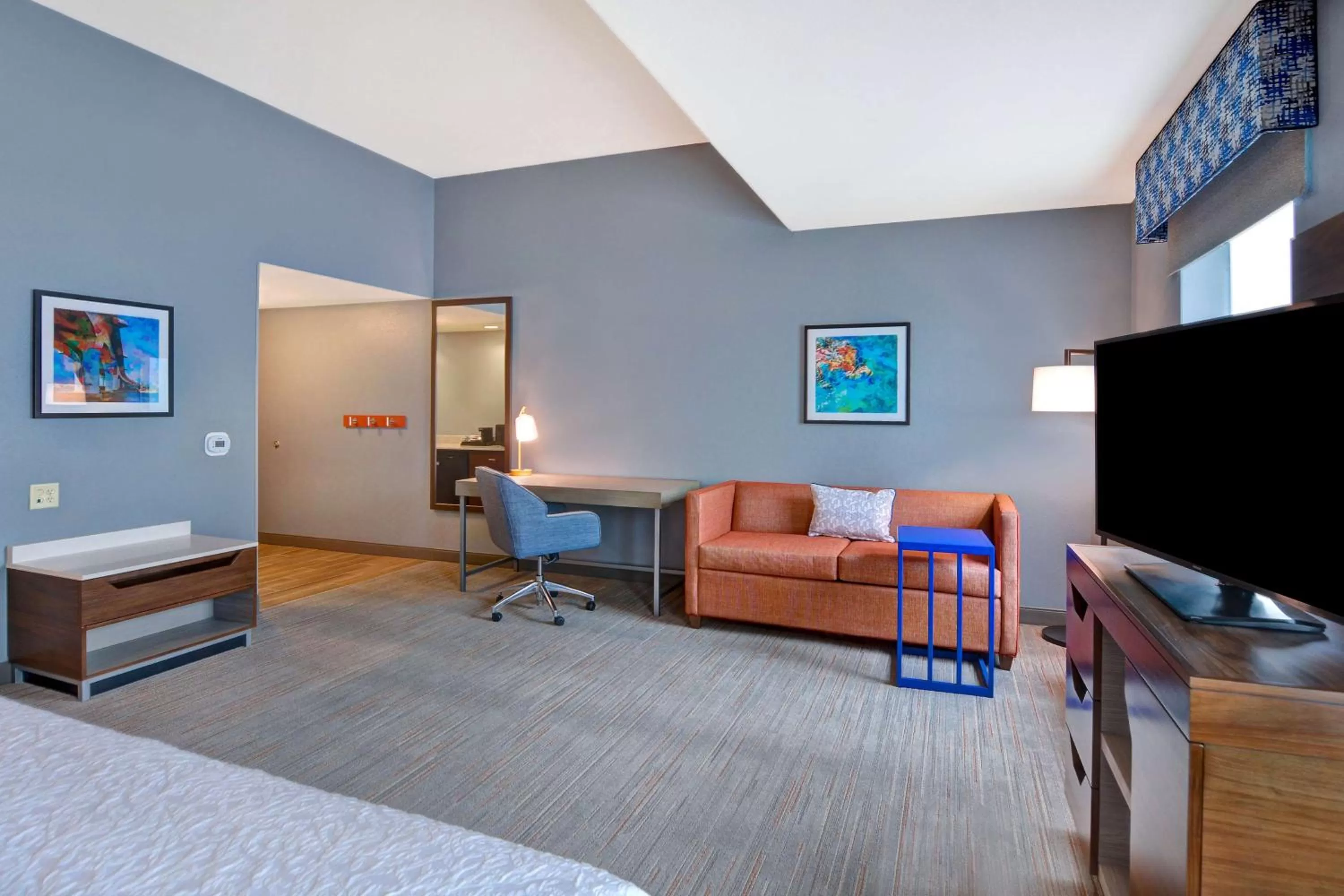 Bedroom, Bed in Hampton Inn & Suites Clearwater St Petersburg Ulmerton Road FL