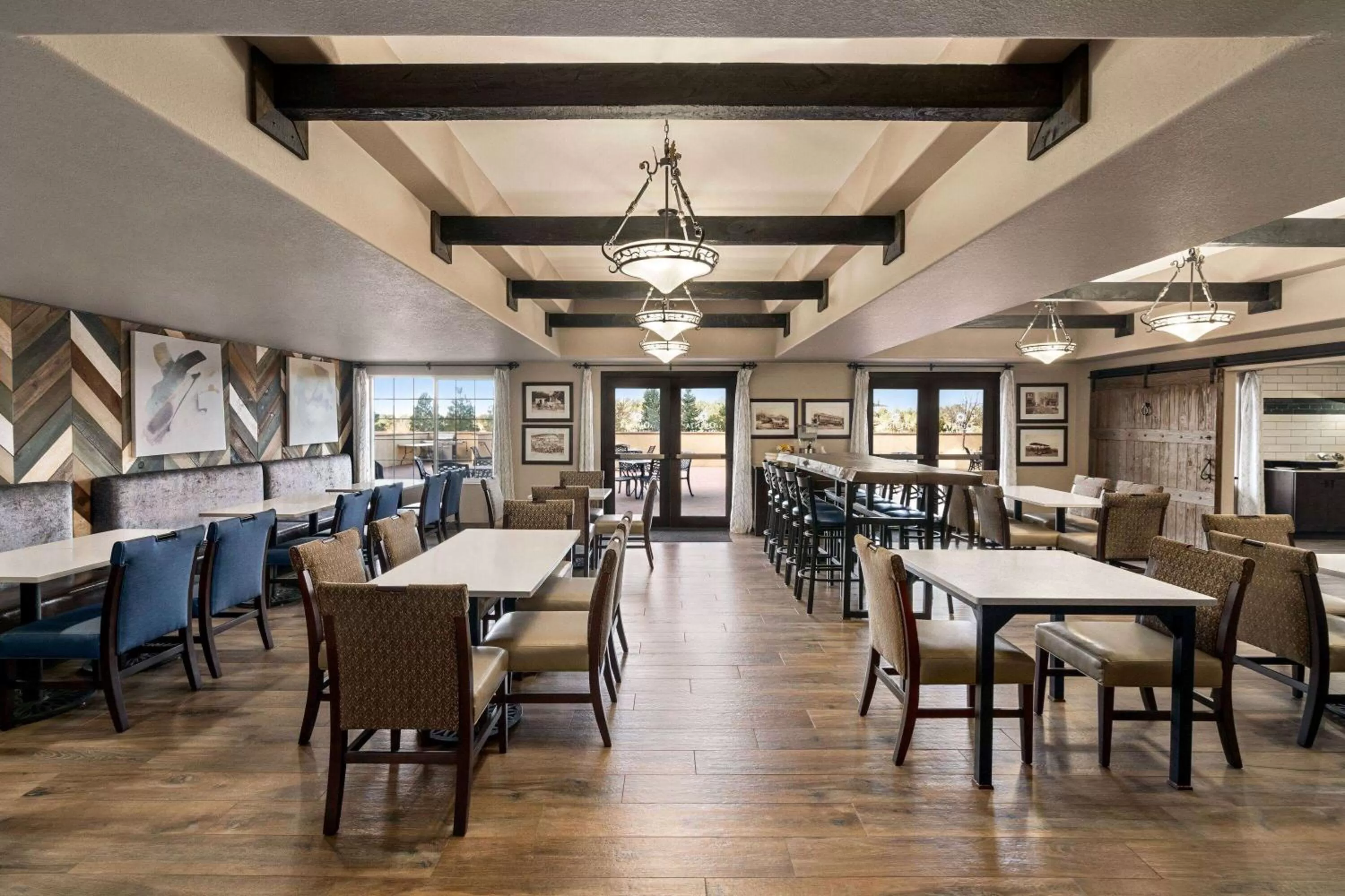 Restaurant/places to eat in La Quinta by Wyndham Trinidad