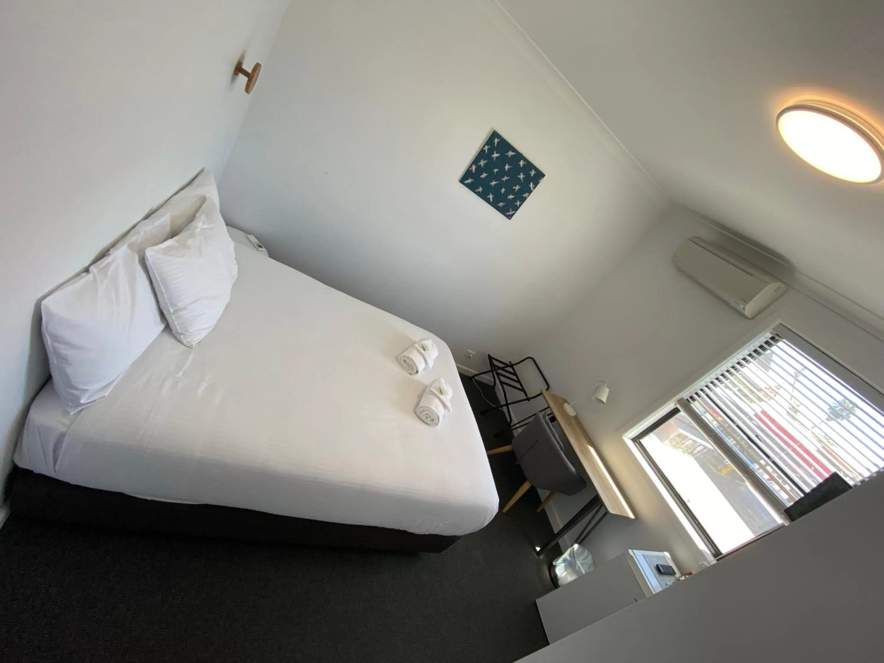 Bed in Central Motel Mudgee