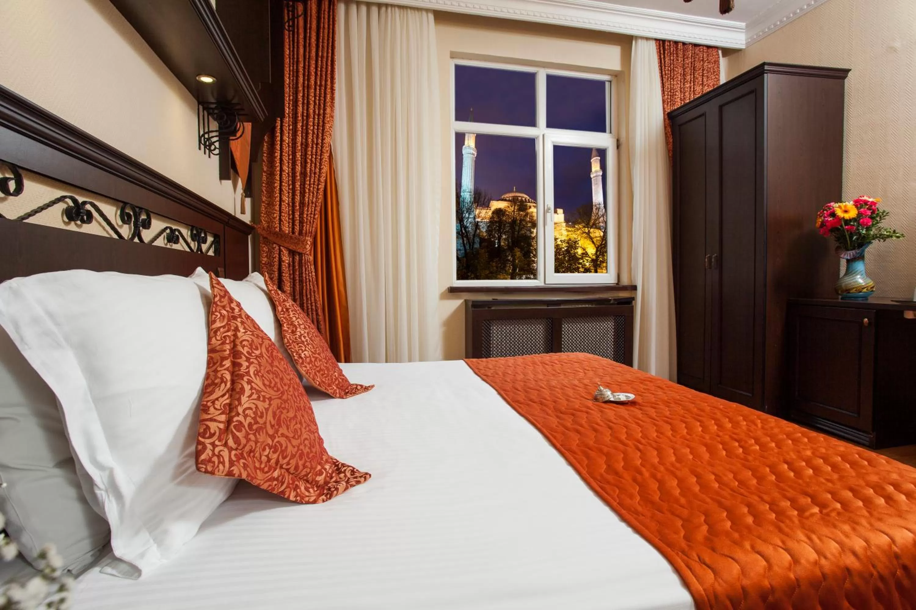 Bed in Ottoman Hotel Imperial-Special Category