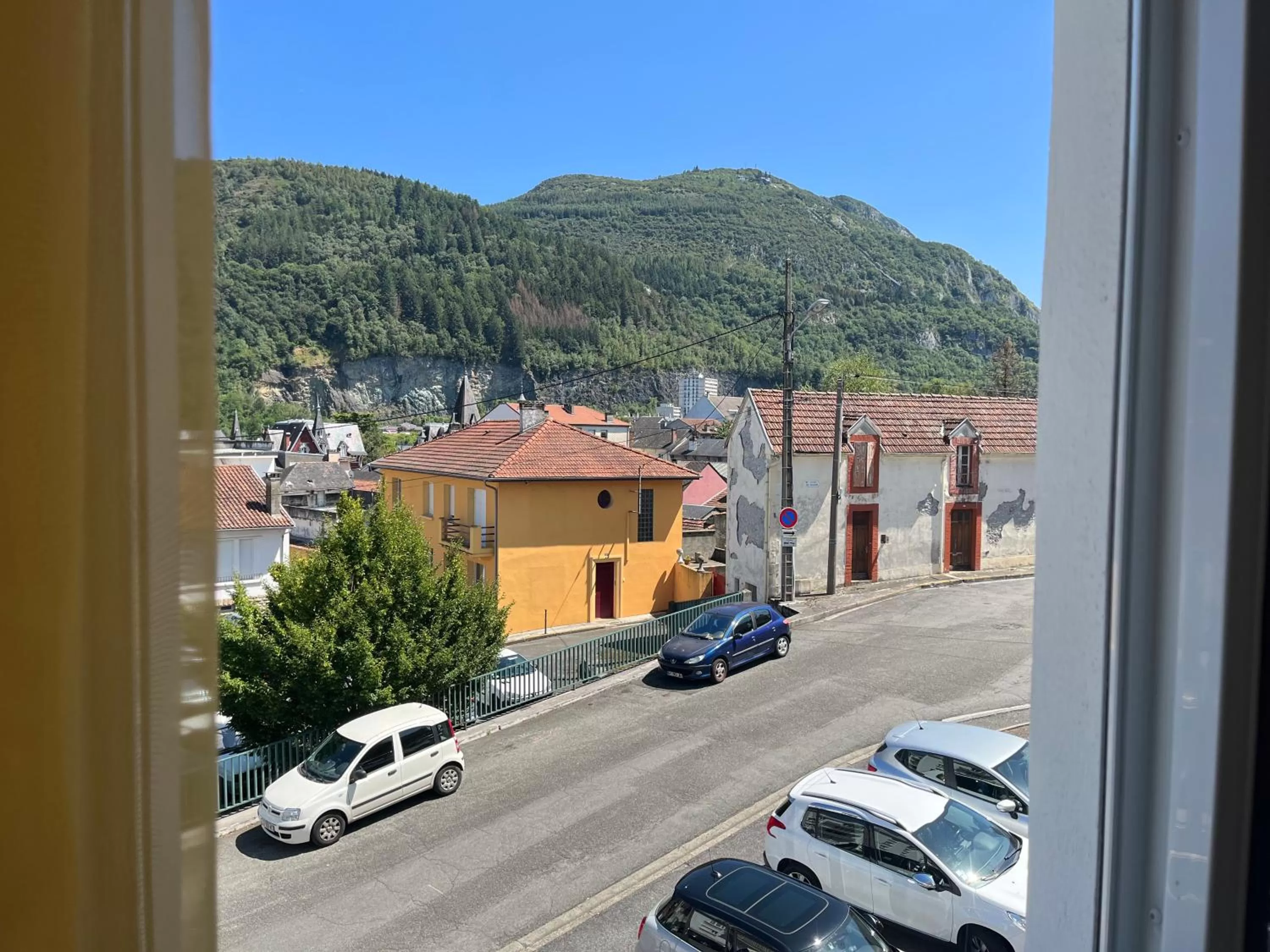 Mountain View in Appartement Le Solea 100m2 climatisé parking proche Sanctuaires