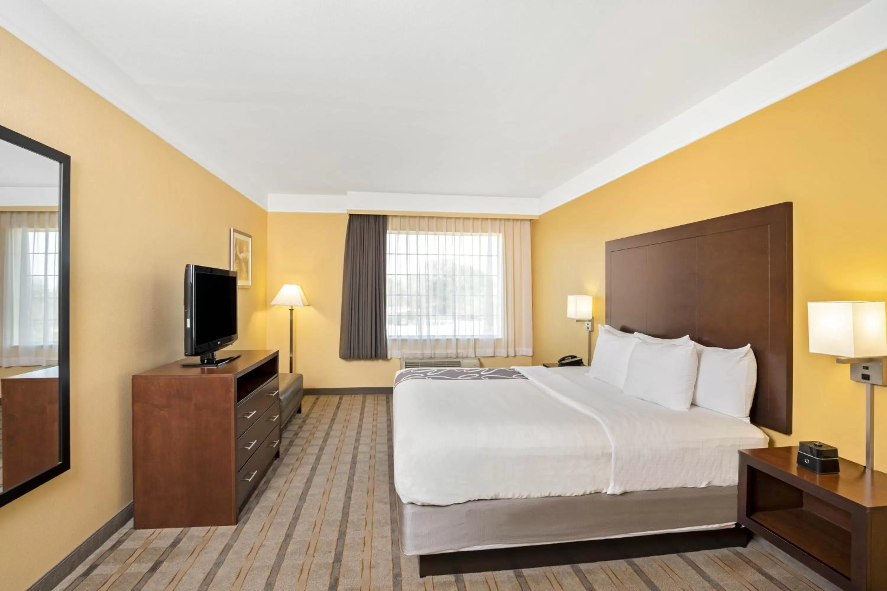 Bed in La Quinta by Wyndham Houston NW Beltway8/WestRD